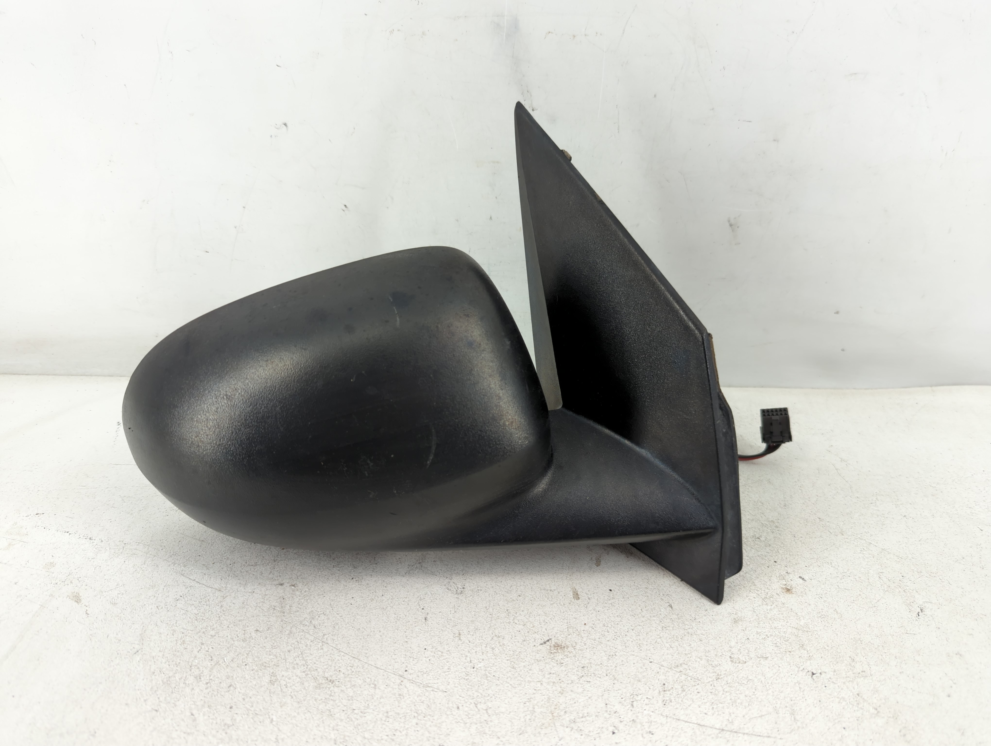 2007-2012 Dodge Caliber Passenger Right Side View Power Door Mirror Black 880232 - Oemusedautoparts1.com