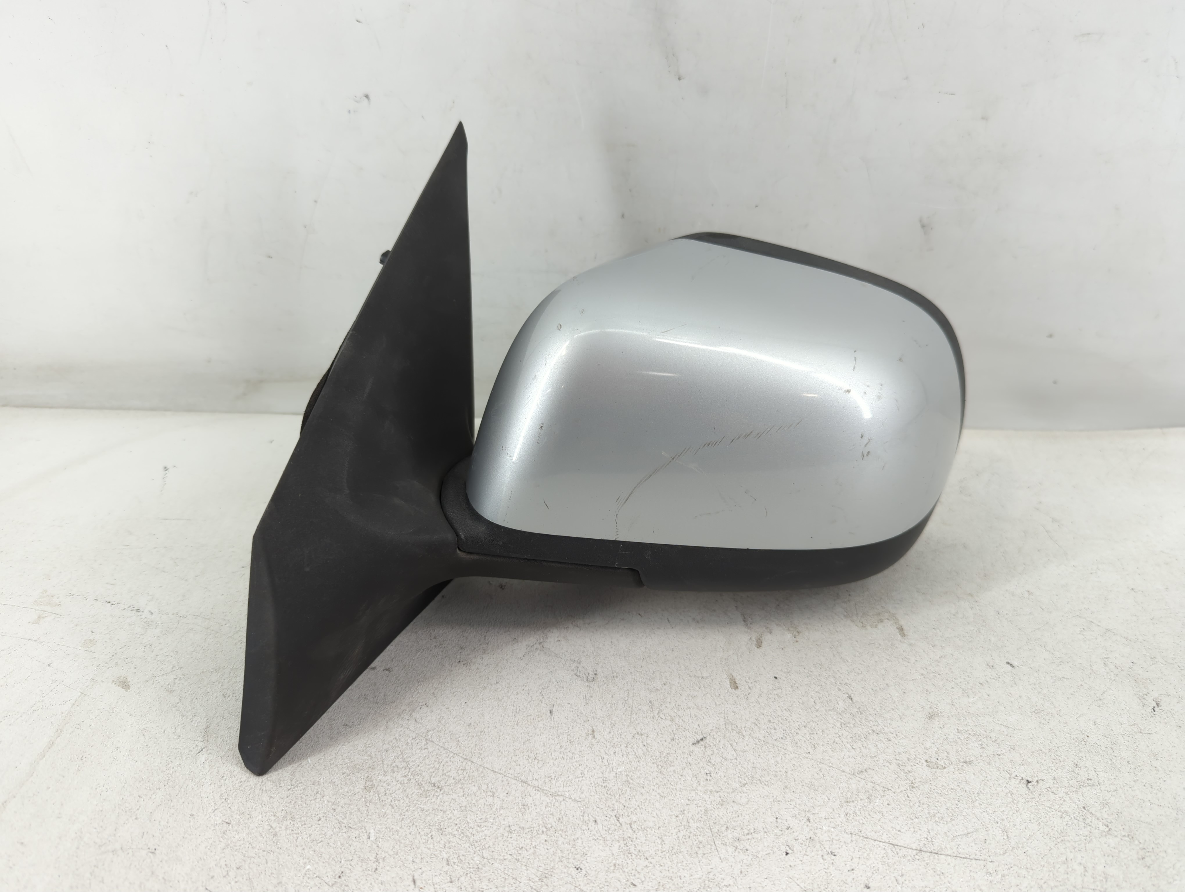 2012-2014 Nissan Versa Driver Left Side View Power Door Mirror Silver 880233 - Oemusedautoparts1.com