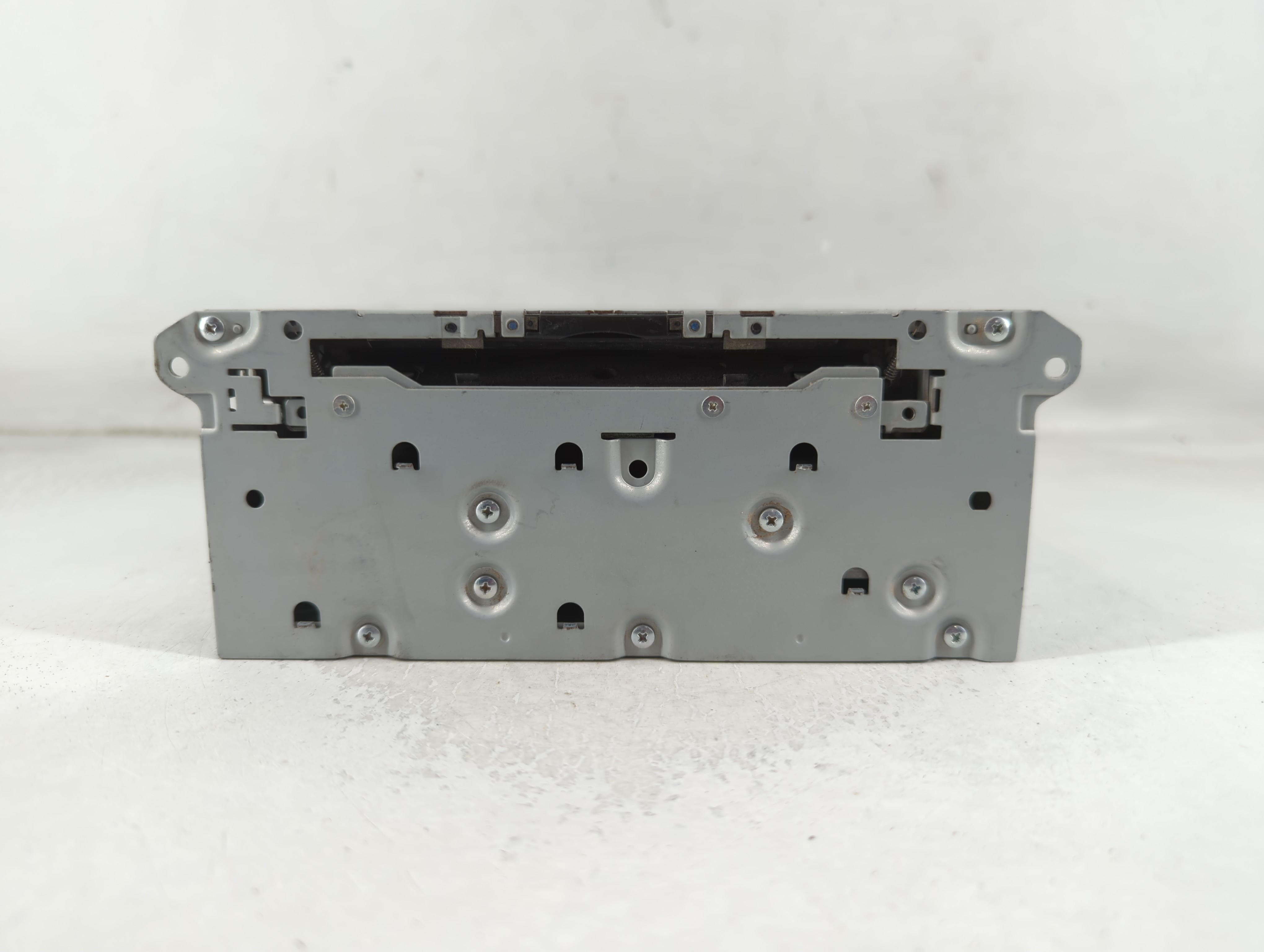 2015-2019 Infiniti Q50 Am Fm Cd Player Radio Receiver 880240 - Oemusedautoparts1.com