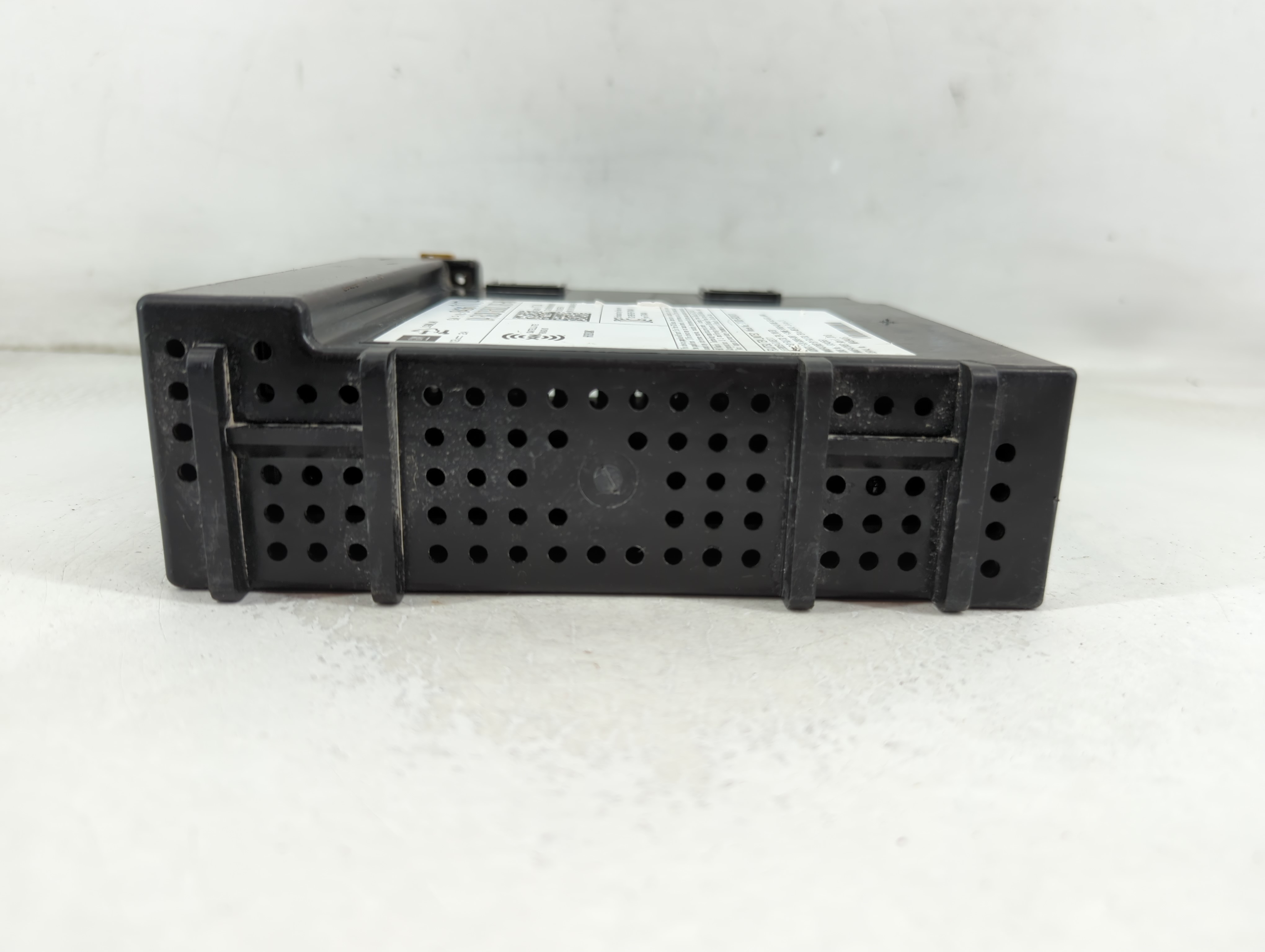 2018-2019 Chevrolet Silverado 1500 Am Fm Cd Player Radio Receiver 880241 - Oemusedautoparts1.com