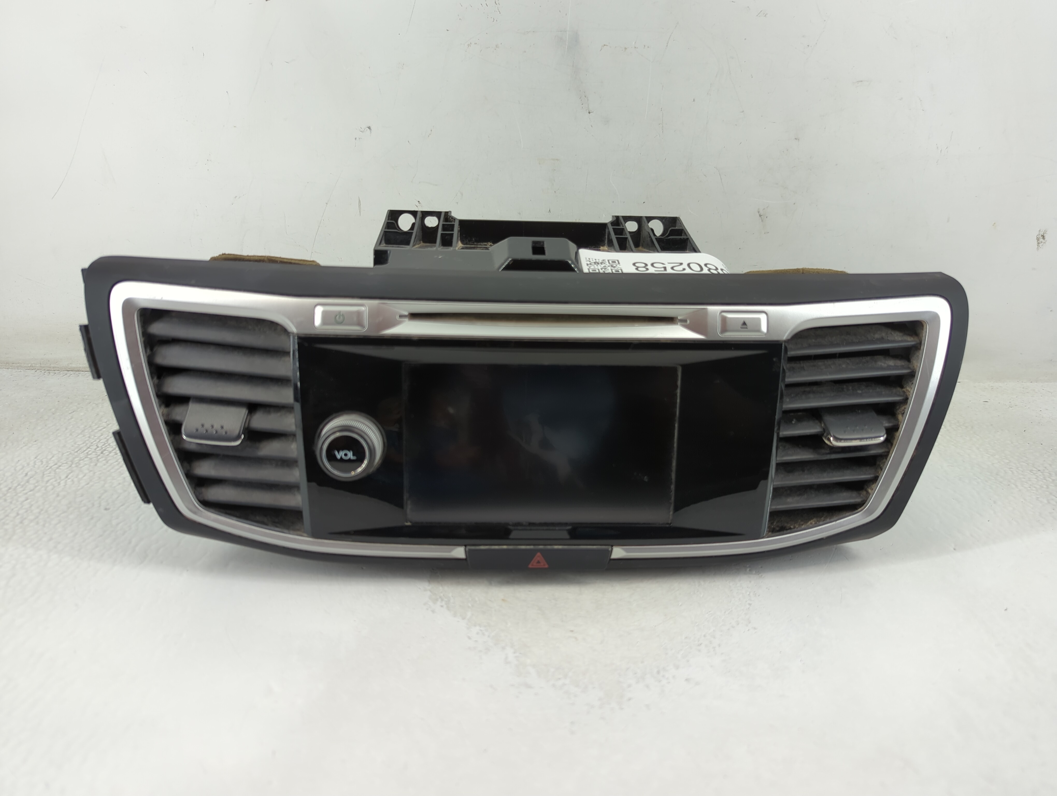 Picture of 2013-2015 Honda Accord Am Fm Cd Player Radio Receiver 880258