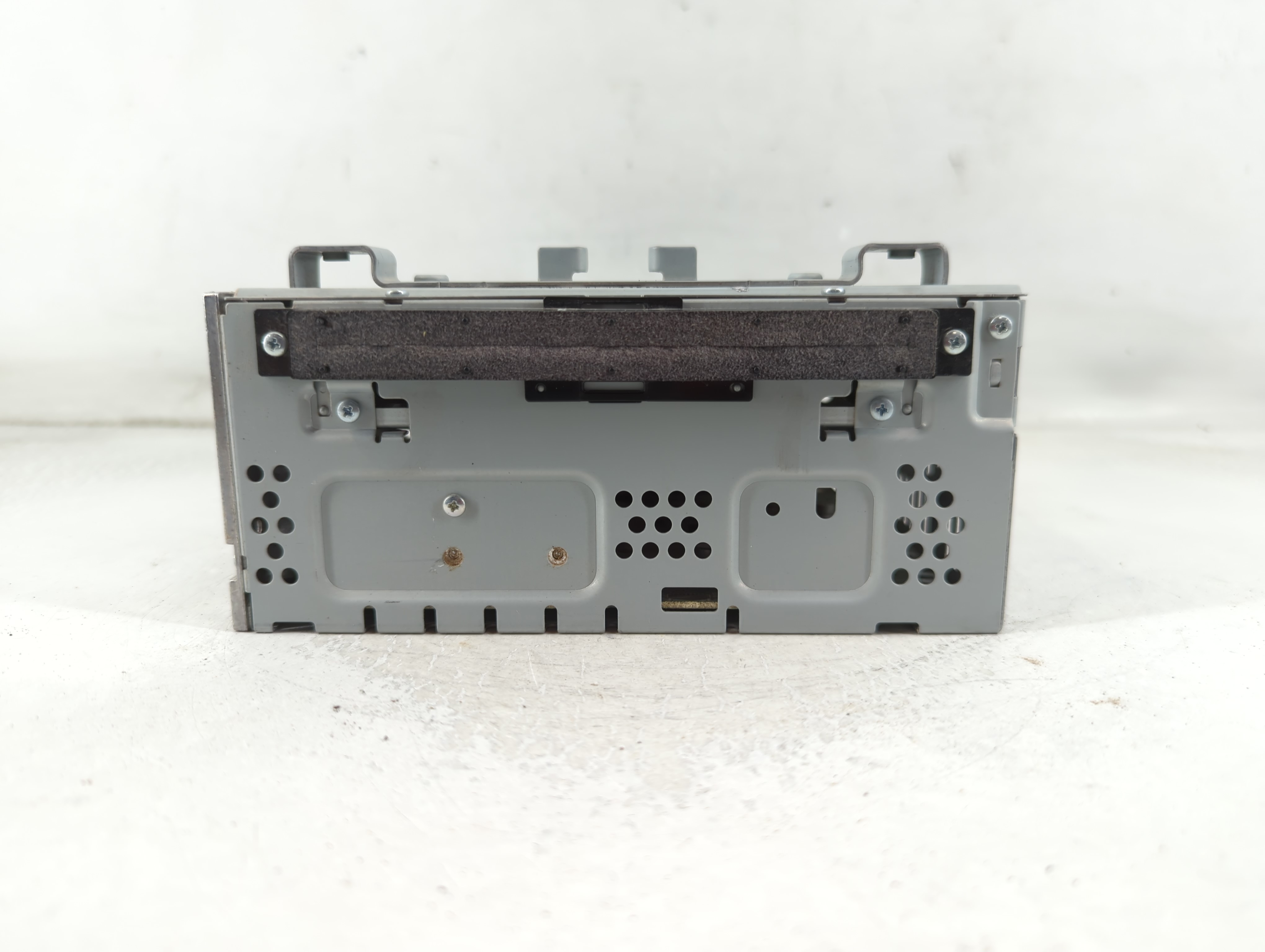 2015-2019 Ford Escape Am Fm Cd Player Radio Receiver 880261 - Oemusedautoparts1.com