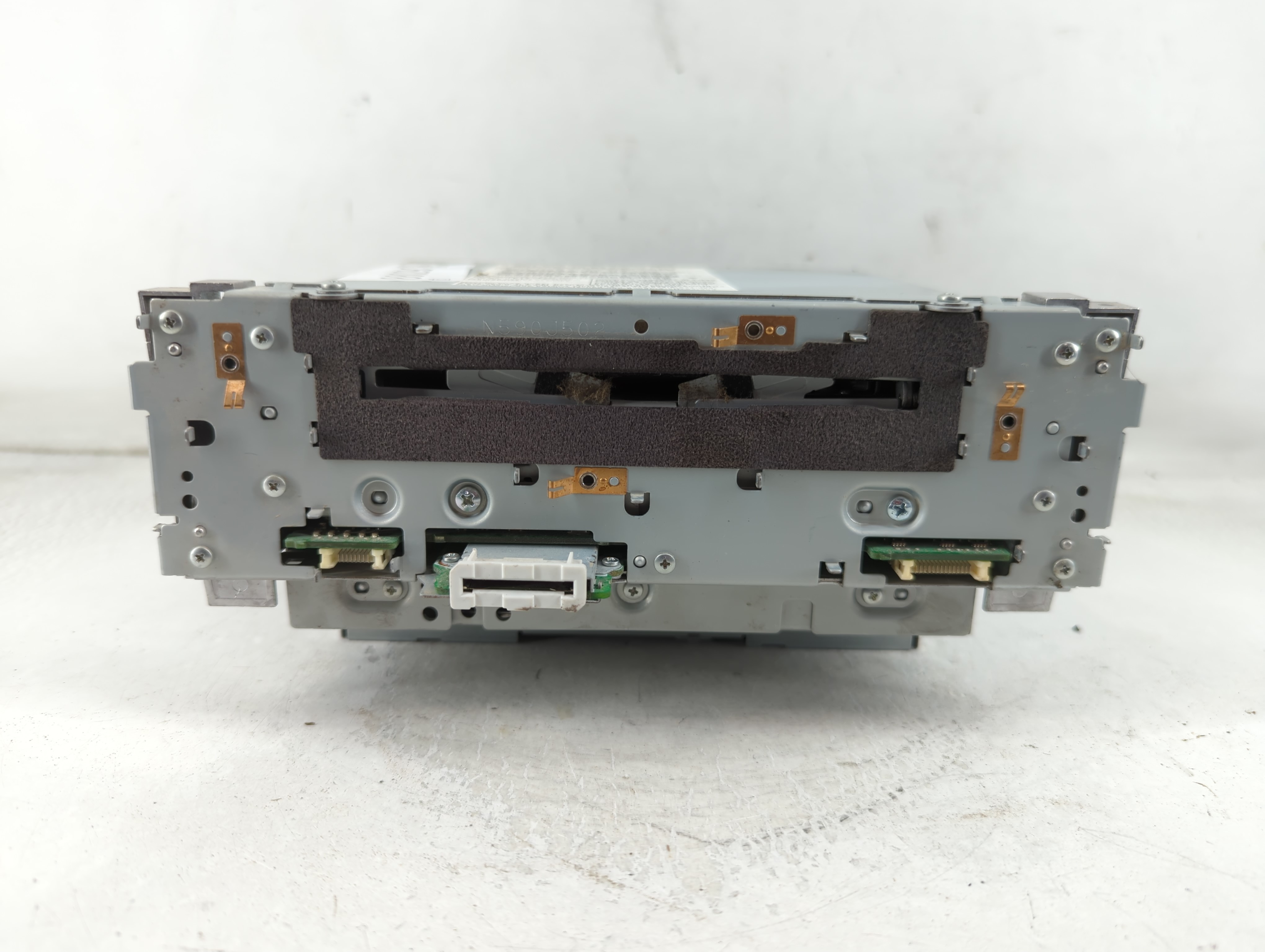 2012-2012 Mercedes-benz C250 Am Fm Cd Player Radio Receiver 880292 - Oemusedautoparts1.com