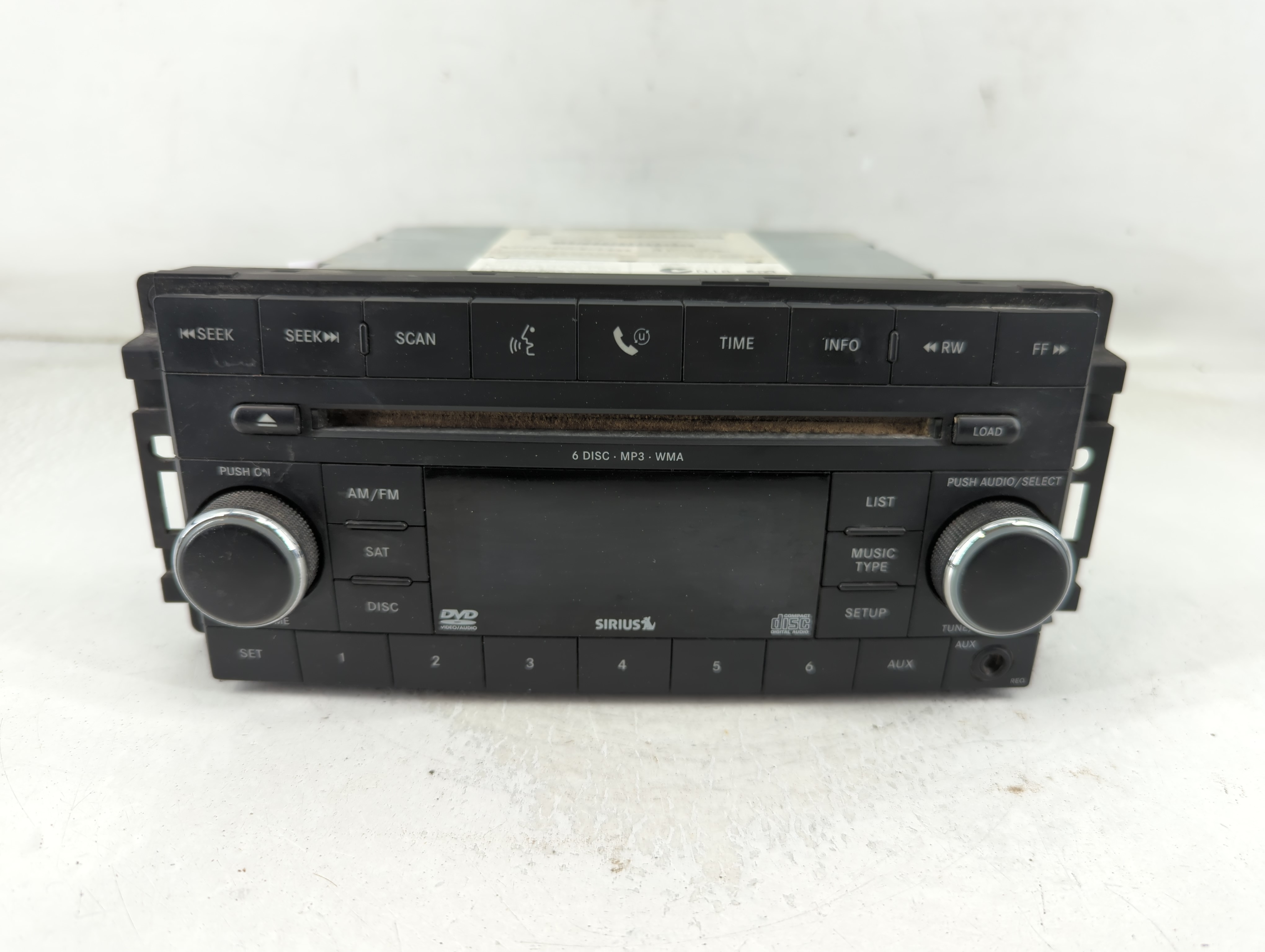 Picture of 2008-2009 Dodge Challenger Am Fm Cd Player Radio Receiver 880295
