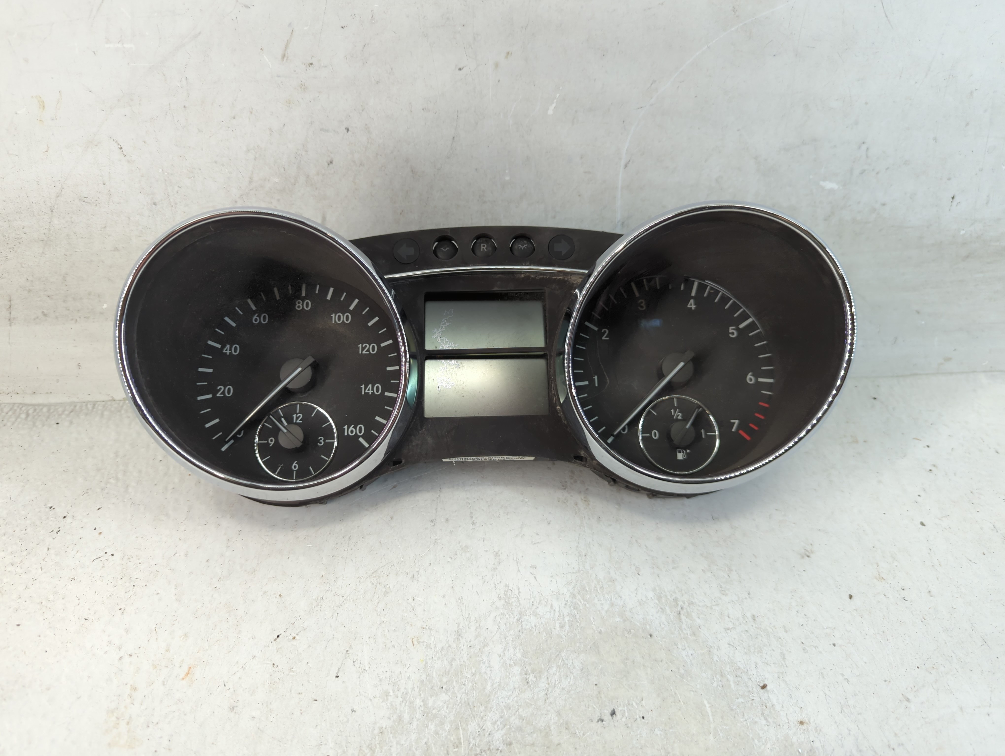 2008-2008 Mercedes-benz R350 Speedometer Instrument Cluster Gauges 880452 - Oemusedautoparts1.com