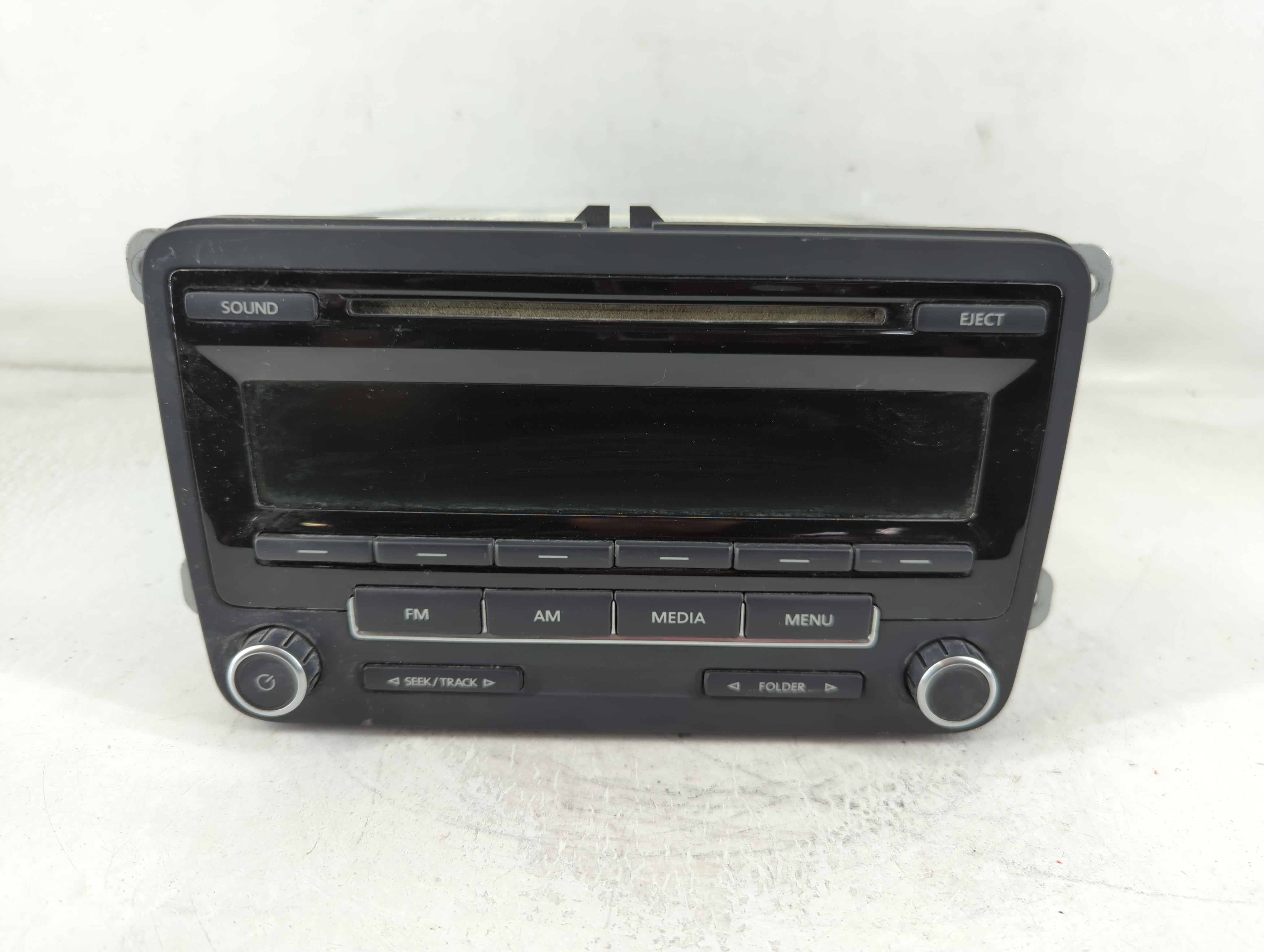 2012-2016 Volkswagen Beetle Am Fm Cd Player Radio Receiver 880469 - Oemusedautoparts1.com