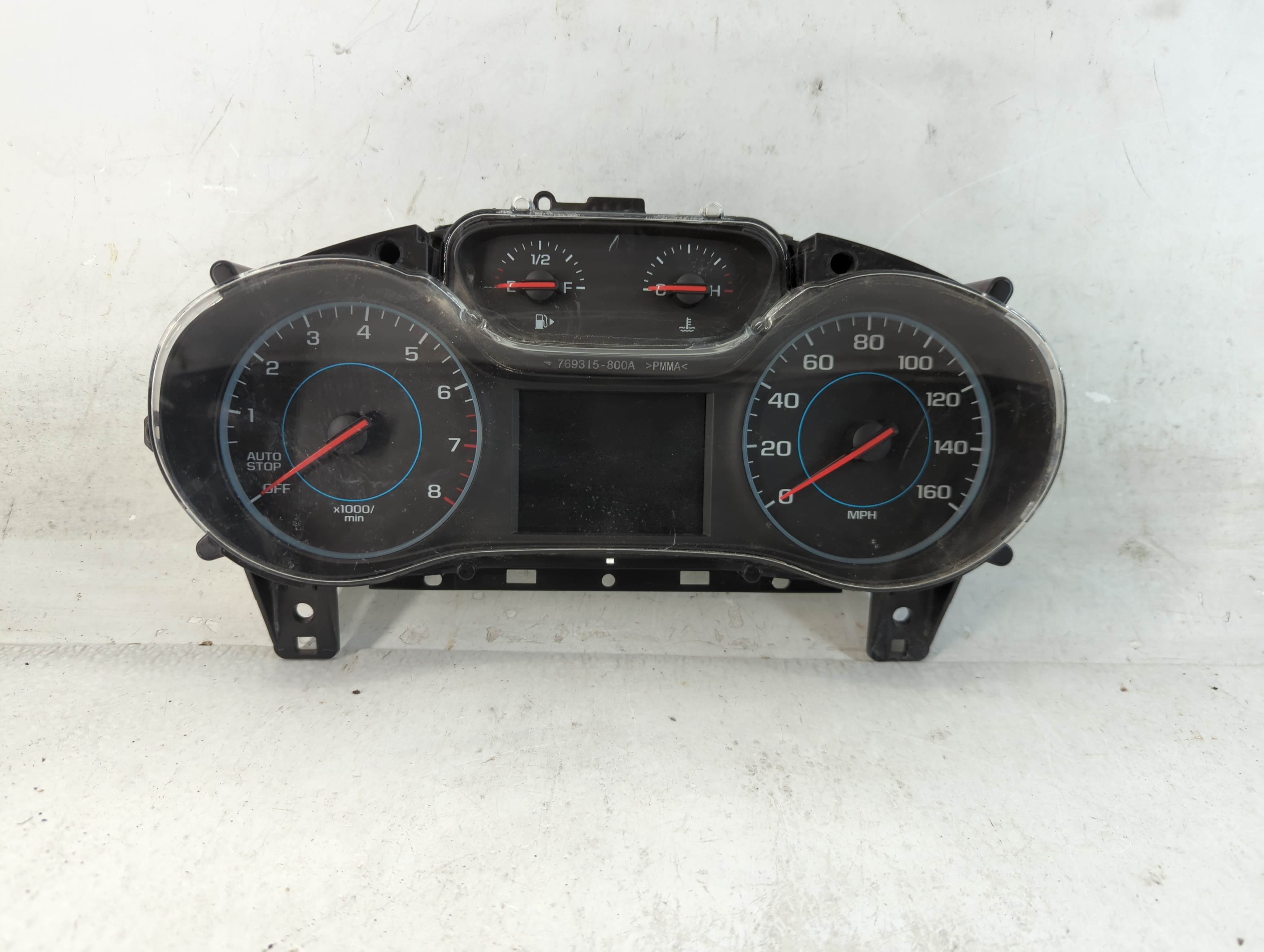 2016-2016 Chevrolet Cruze Speedometer Instrument Cluster Gauges 39082370 880482 - Oemusedautoparts1.com