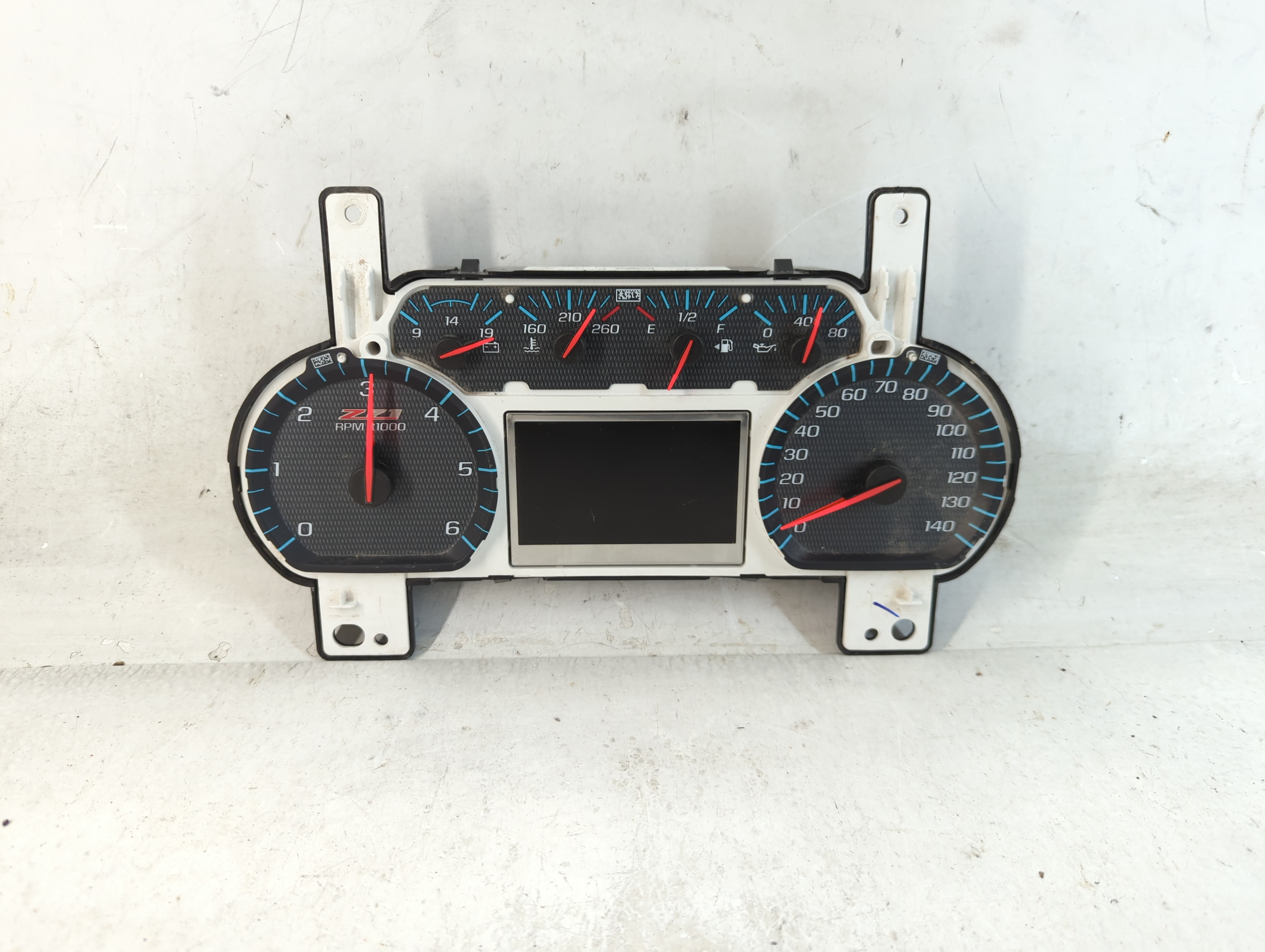 2018-2019 Chevrolet Silverado 1500 Speedometer Instrument Cluster Gauges 880497 - Oemusedautoparts1.com