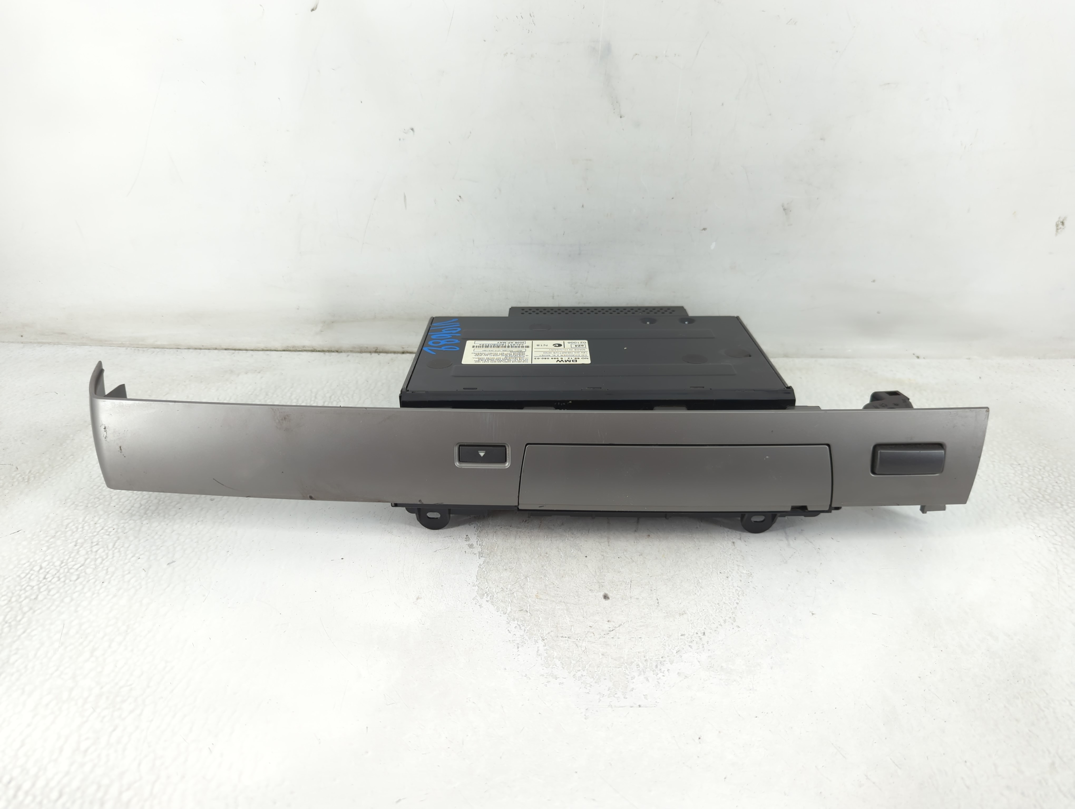 2002-2005 Bmw 745i Am Fm Cd Player Radio Receiver 880543 - Oemusedautoparts1.com