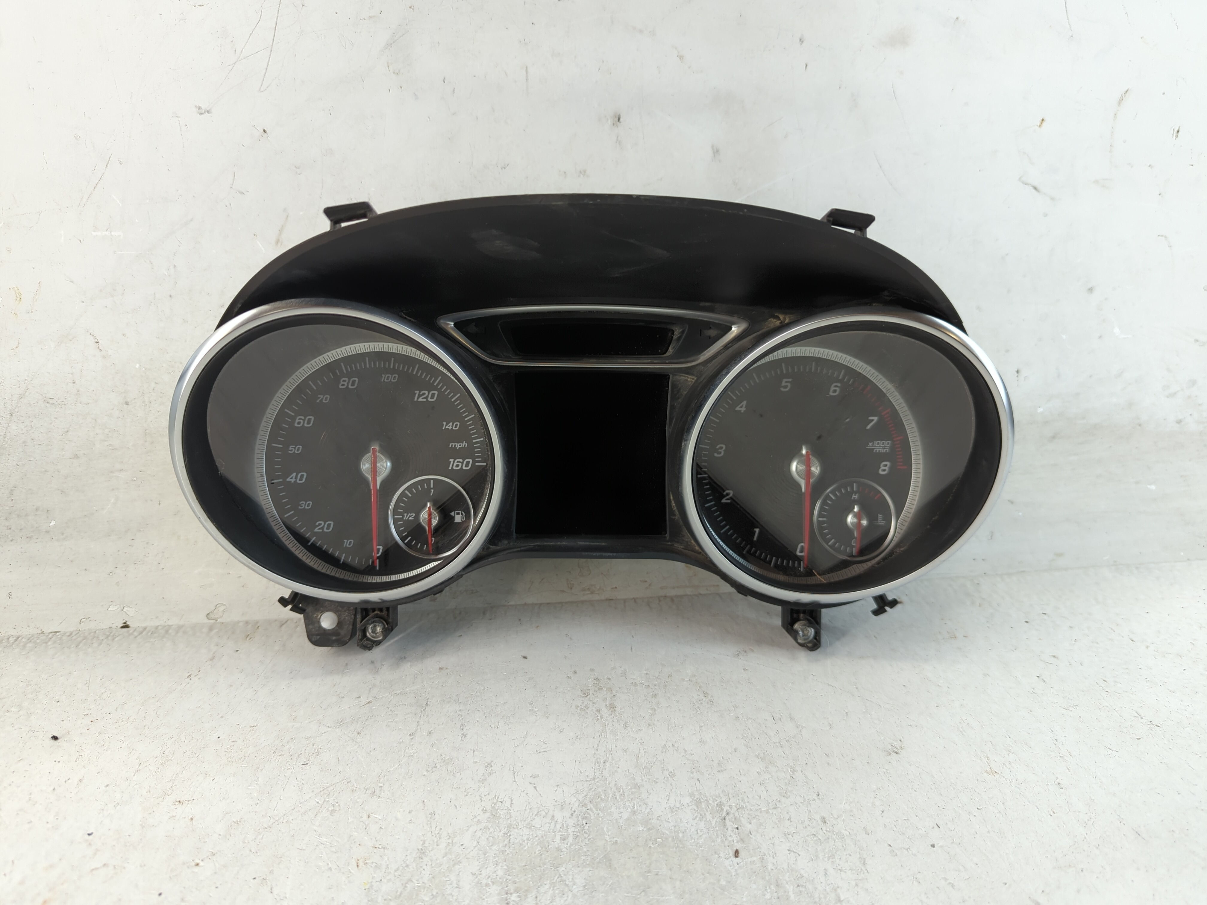 2018-2018 Mercedes-benz Cla250 Speedometer Instrument Cluster Gauges 880544 - Oemusedautoparts1.com