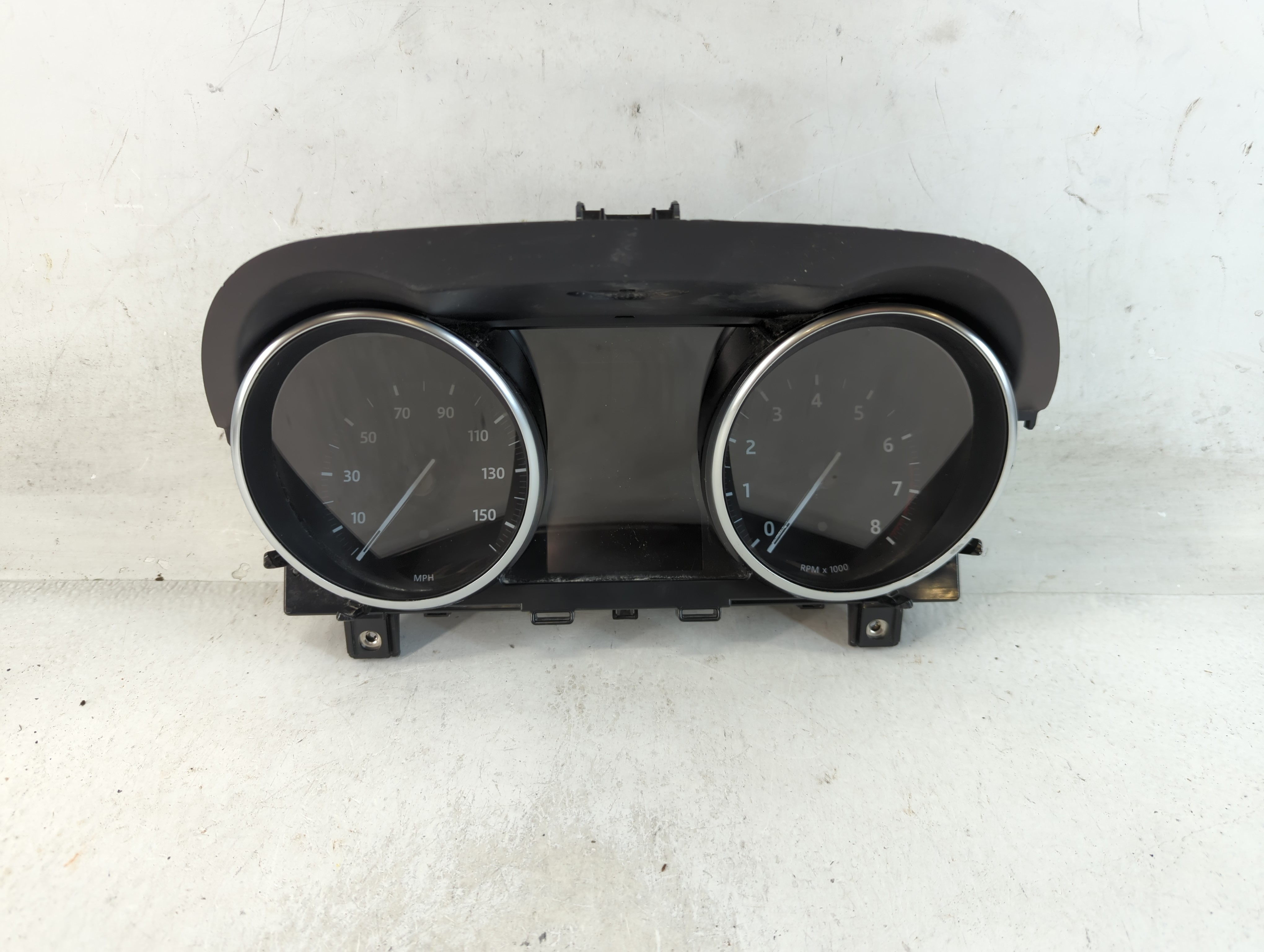 2018 Land Rover Range Rover Evoque Speedometer Instrument Cluster Gauges 880556 - Oemusedautoparts1.com
