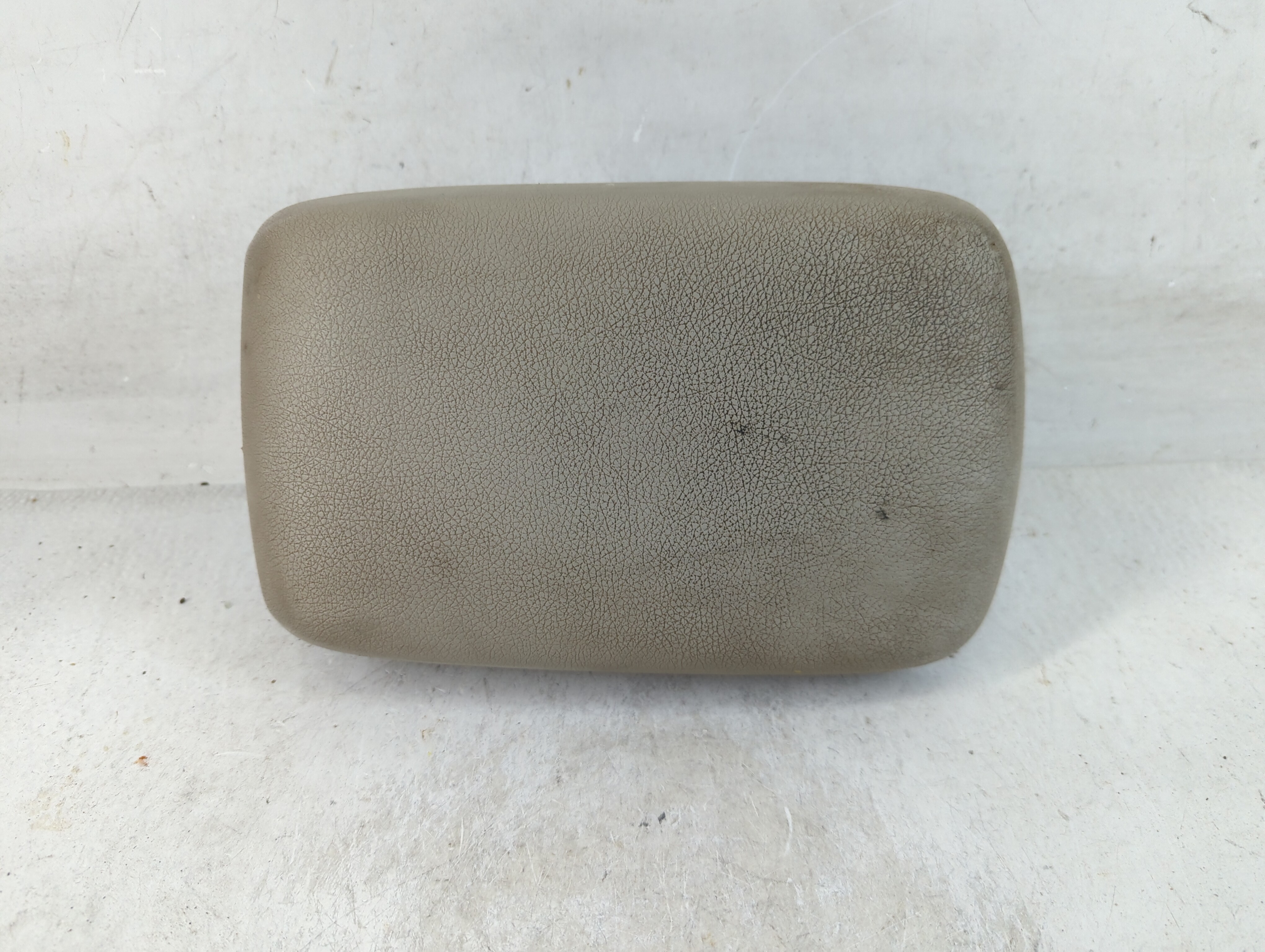 2012-2016 Subaru Impreza Center Console Armrest Cover Lid Grey 880628 - Oemusedautoparts1.com
