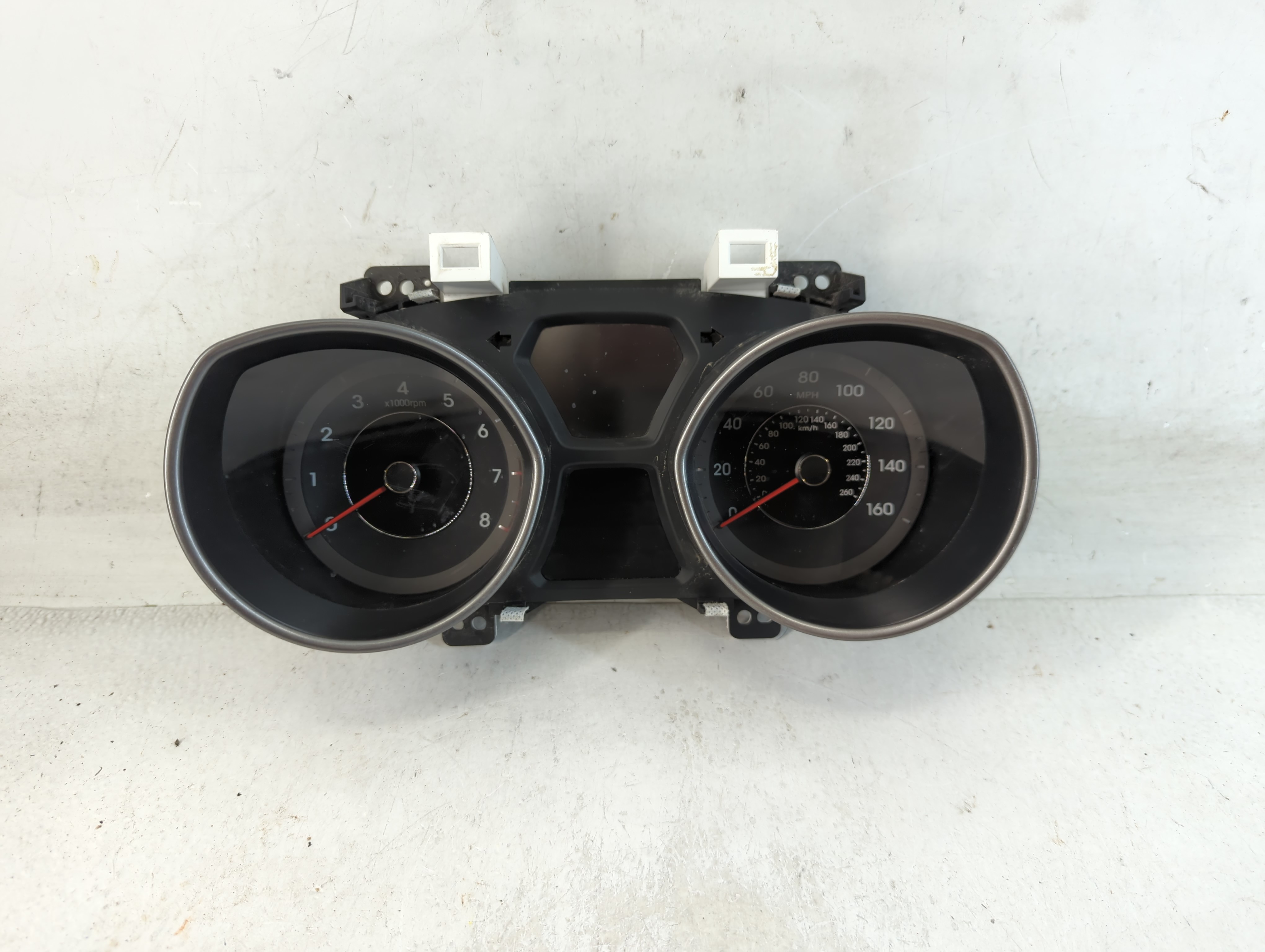 2014-2016 Hyundai Elantra Speedometer Instrument Cluster Gauges 880638 - Oemusedautoparts1.com