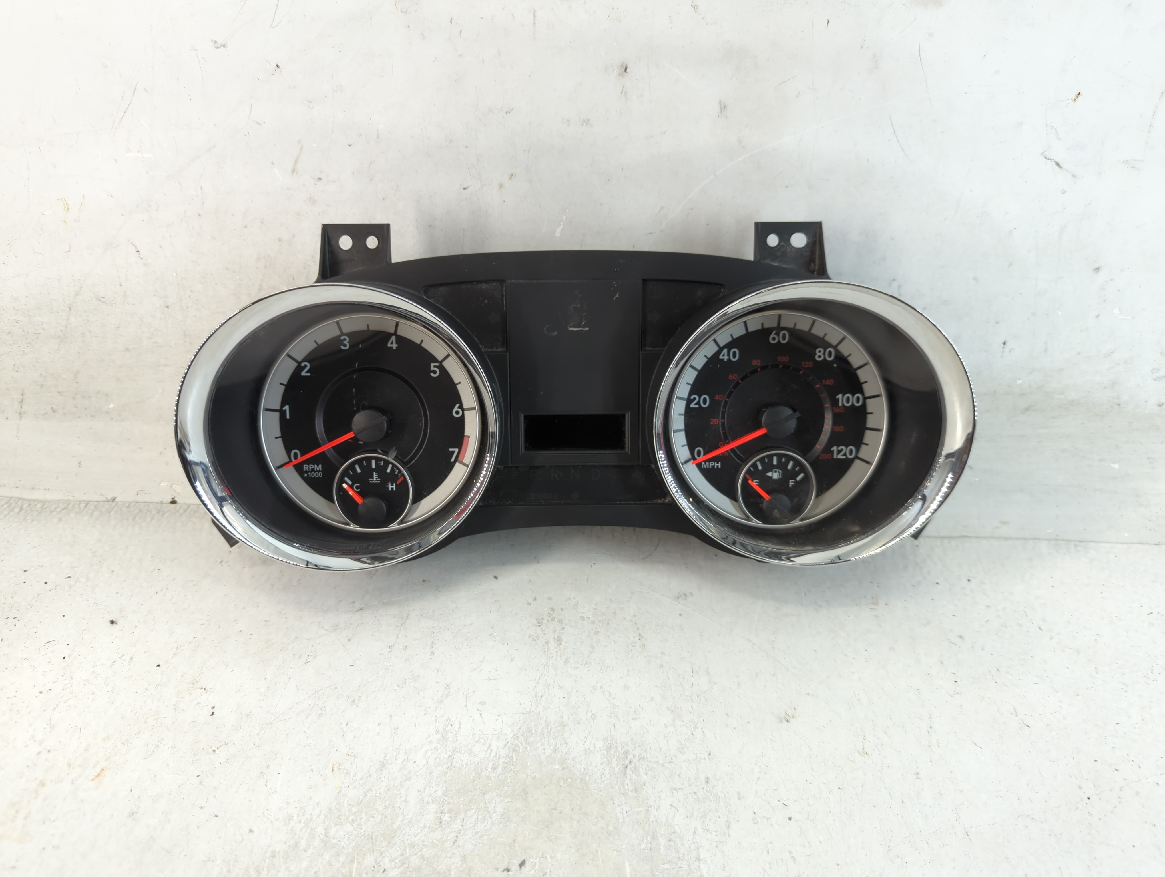 Picture of Dodge Caravan Speedometer Instrument Cluster Gauges P68241685aa 880641