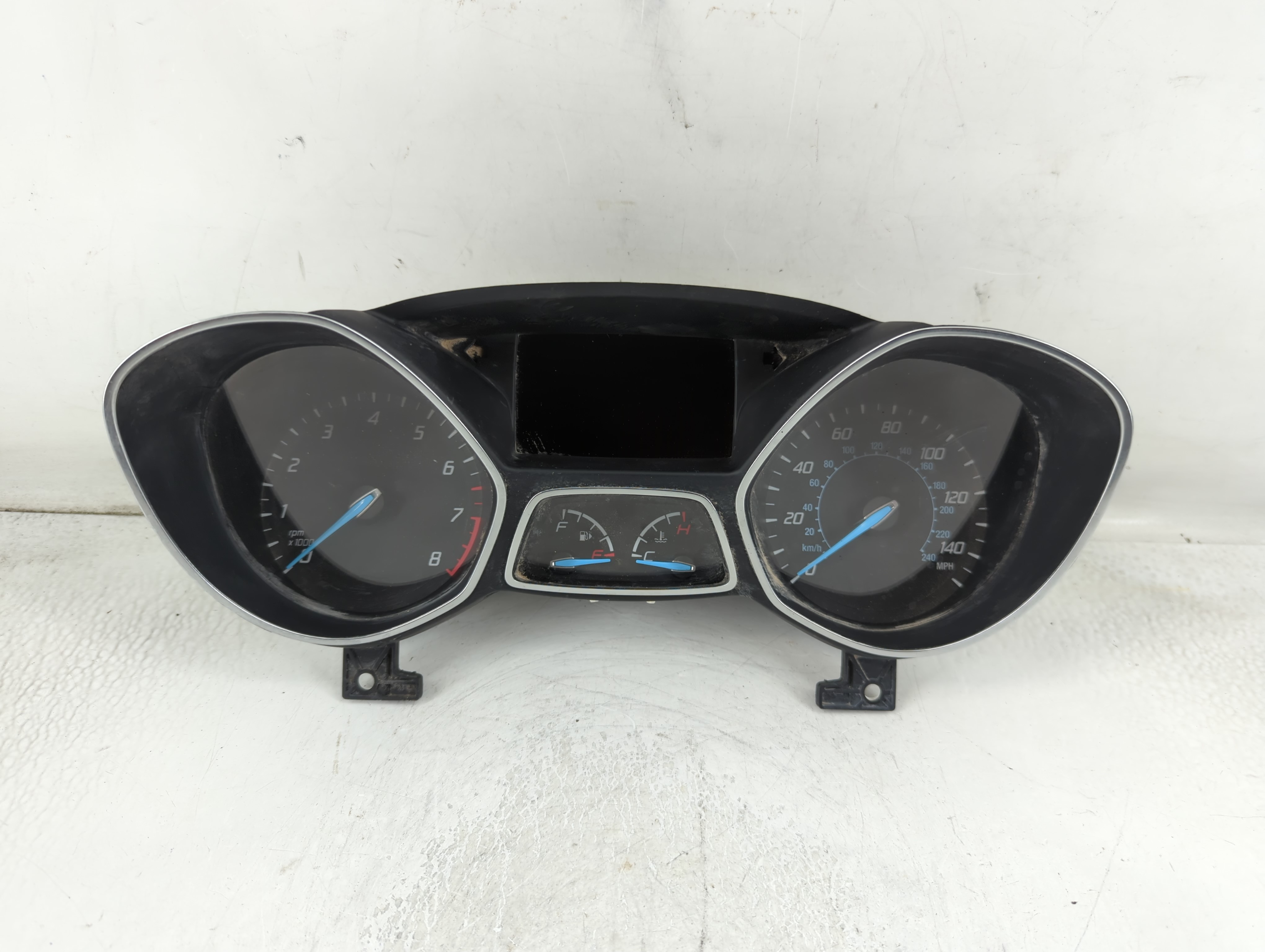 2013-2013 Ford Escape Speedometer Instrument Cluster Gauges 880687 - Oemusedautoparts1.com