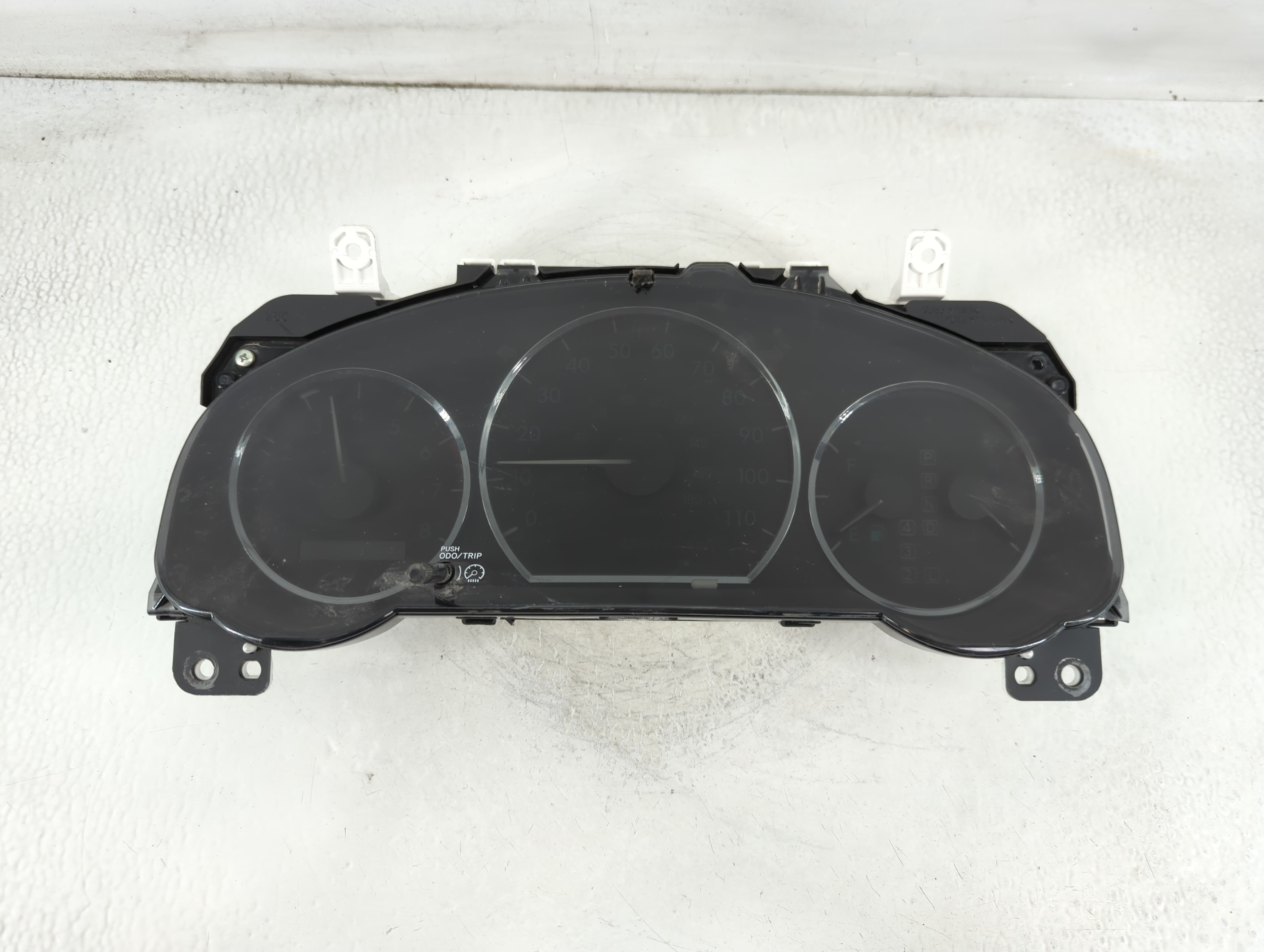 2006-2006 Toyota Sienna Speedometer Instrument Cluster Gauges 880713 - Oemusedautoparts1.com