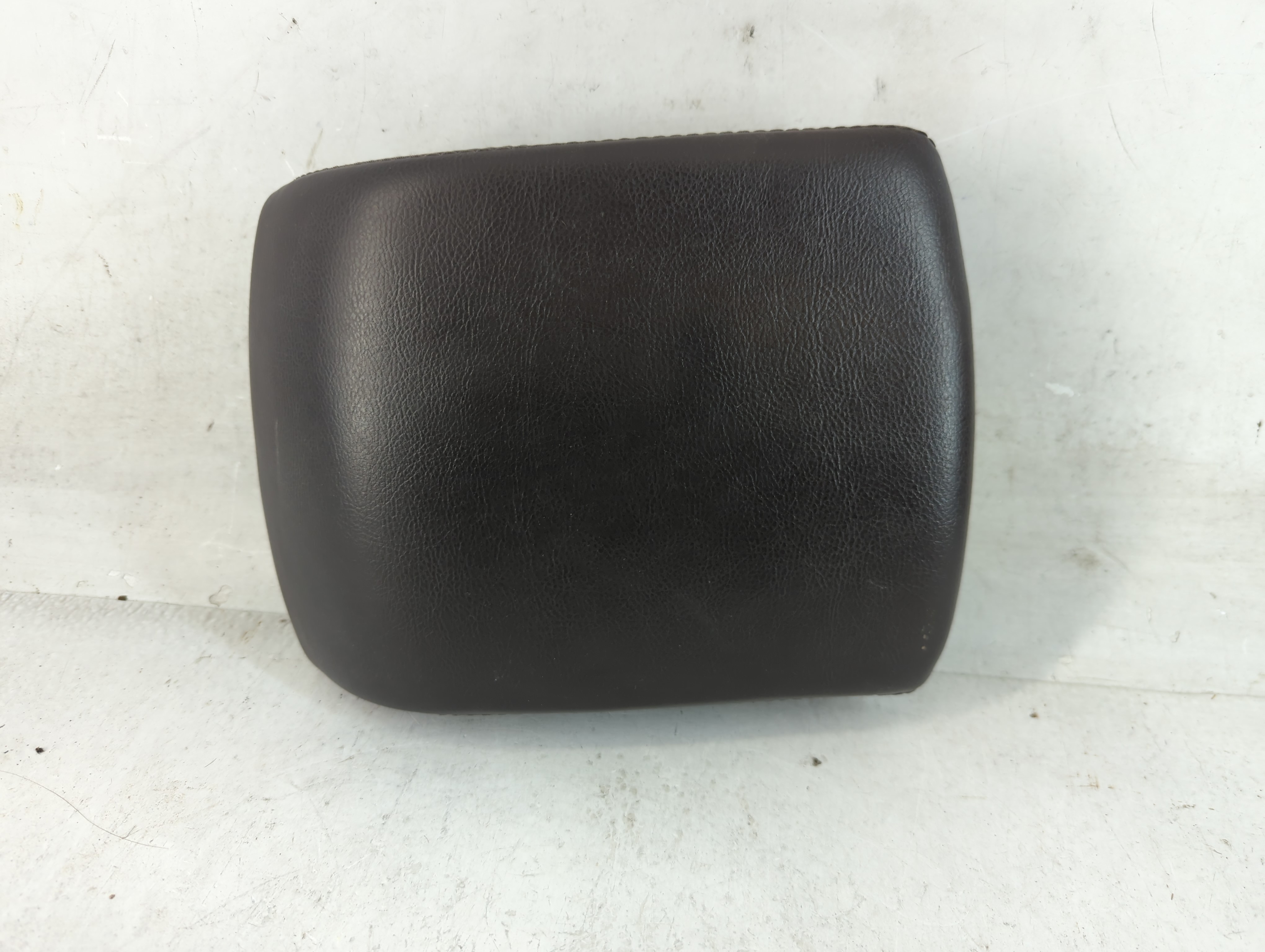 Picture of 2018 Mazda 3 Center Console Armrest Cover Lid Black 880885