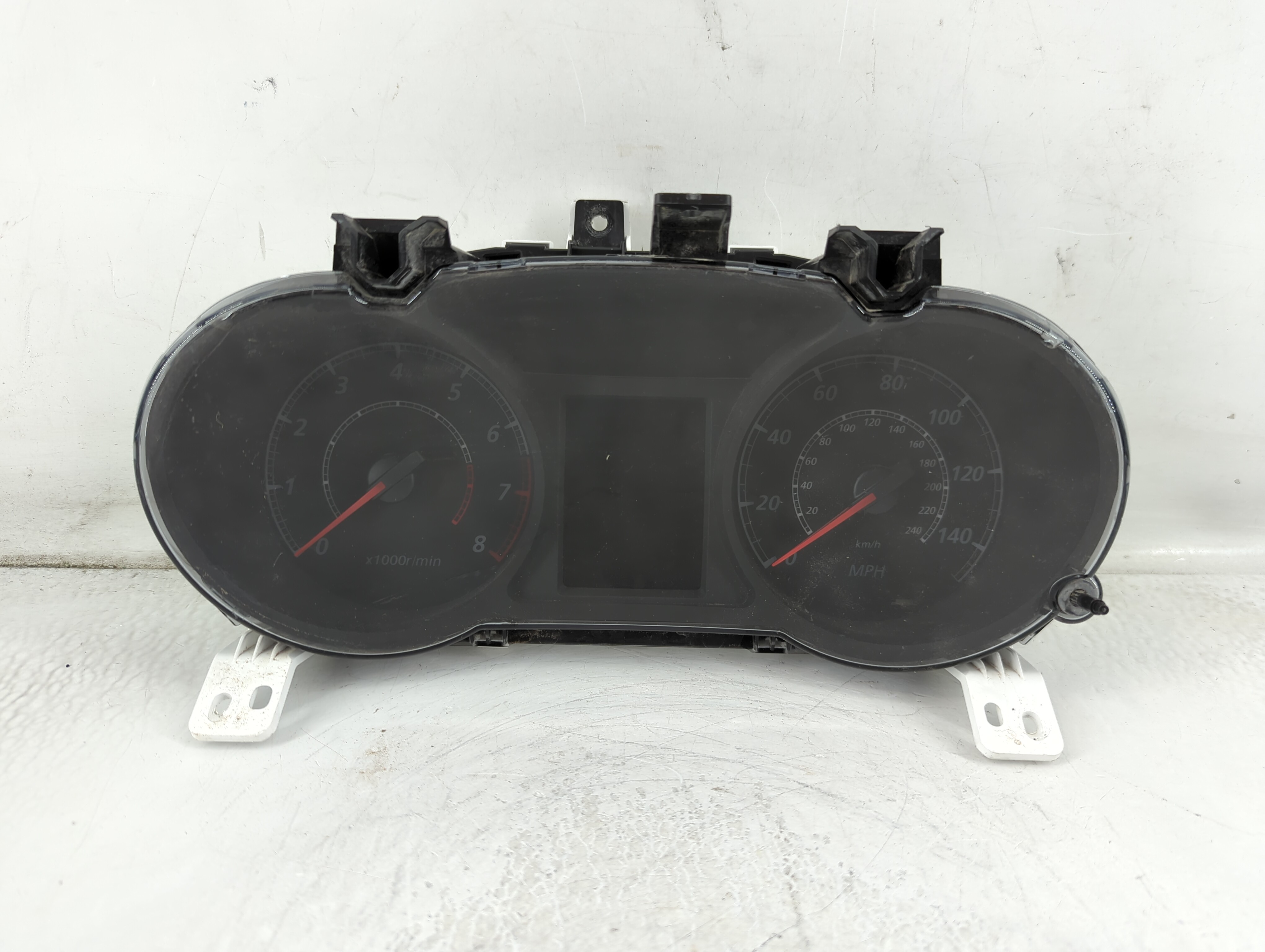 2013-2013 Mitsubishi Outlander Speedometer Instrument Cluster Gauges 881555 - Oemusedautoparts1.com