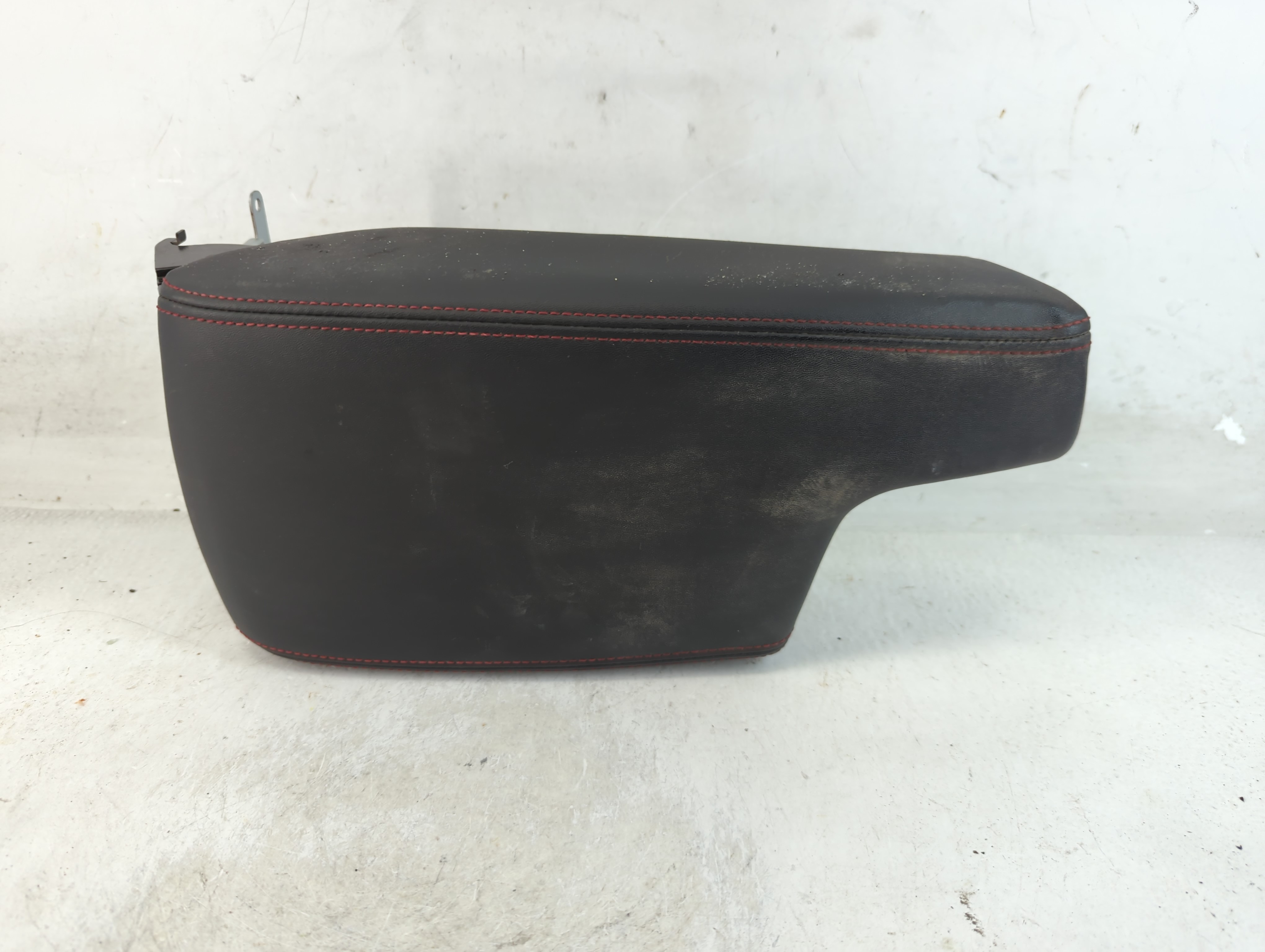 2017-2022 Subaru Impreza Center Console Armrest Cover Lid Black 882392 - Oemusedautoparts1.com