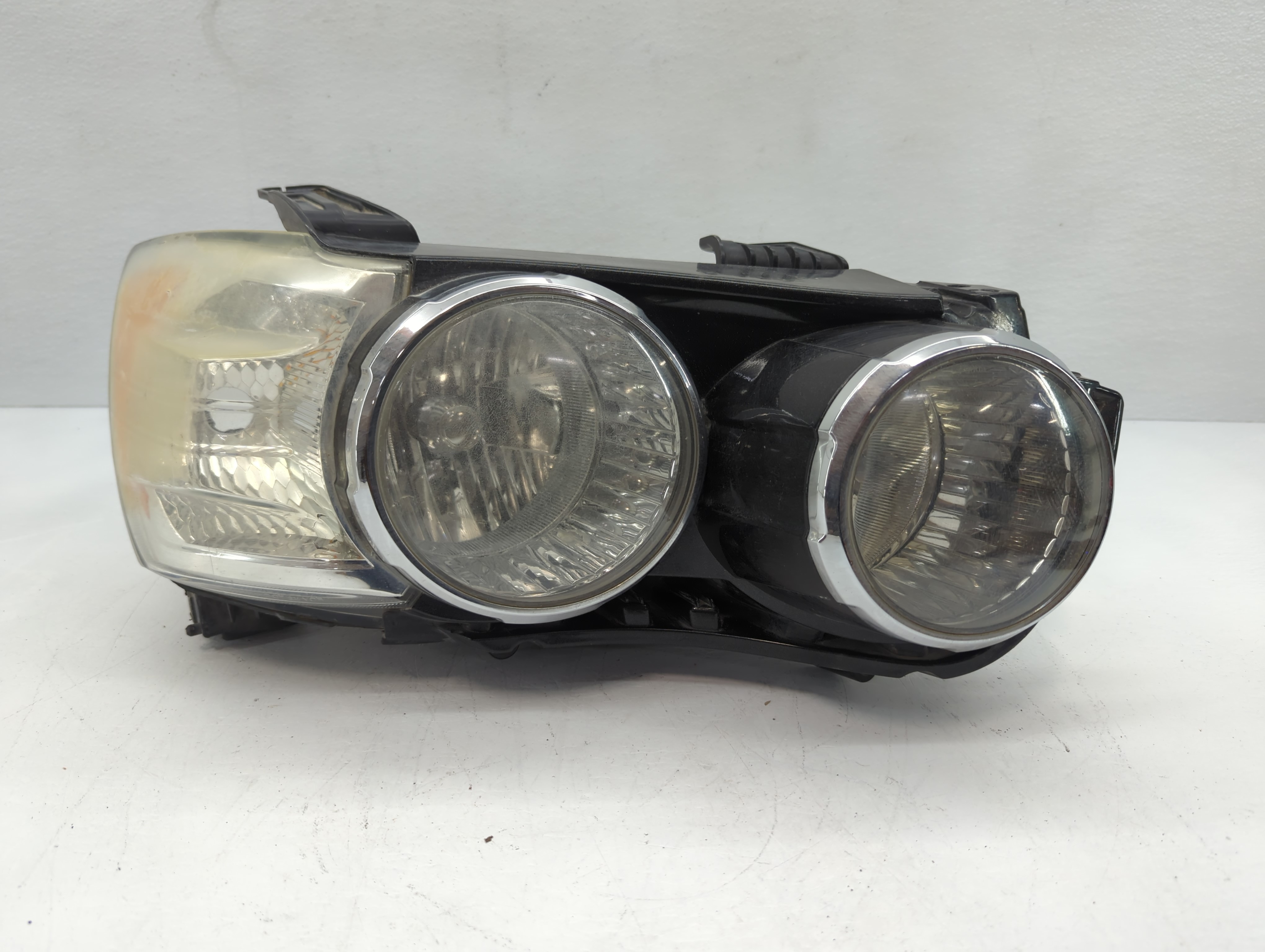 2012-2015 Chevrolet Sonic Passenger Right Oem Head Light Headlight Lamp 882401 - Oemusedautoparts1.com