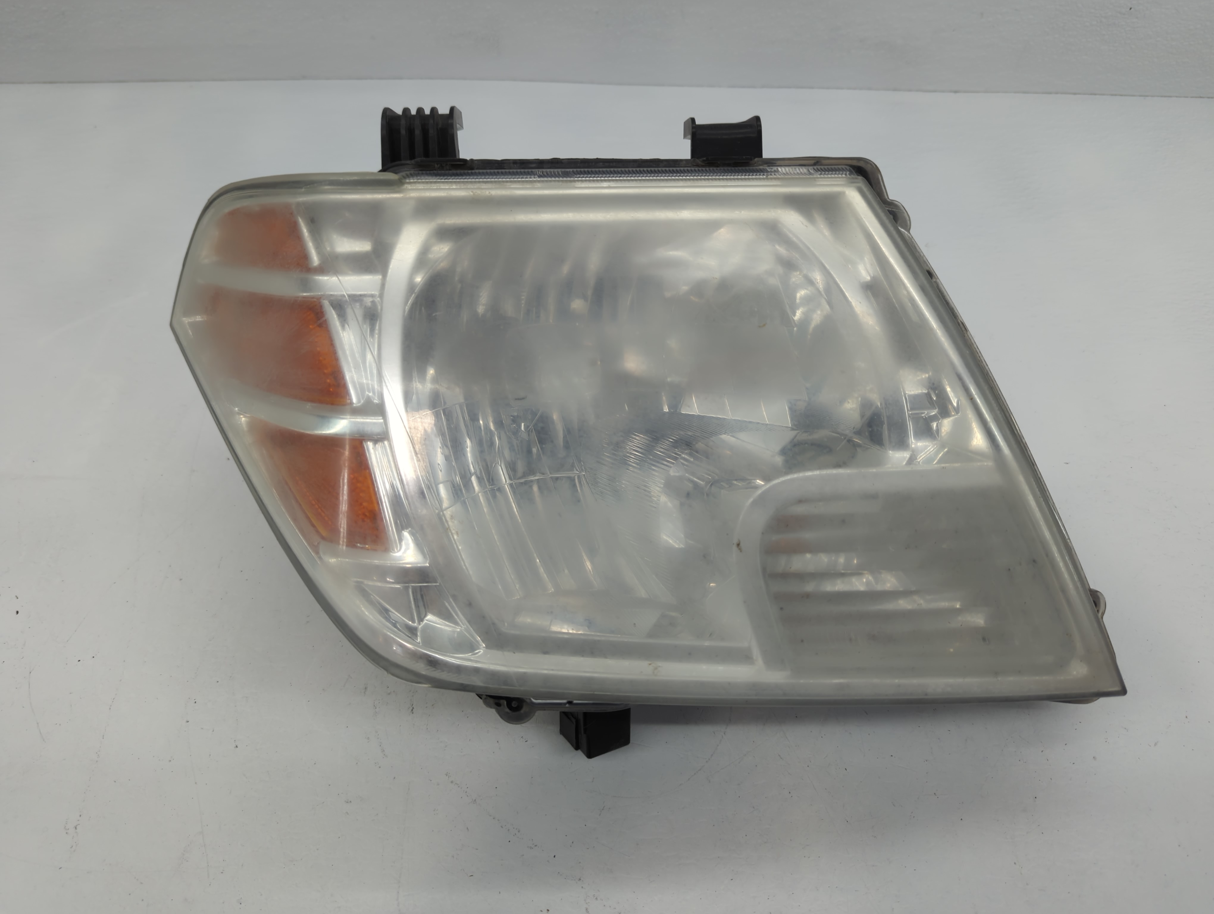 2009-2021 Nissan Frontier Passenger Right Oem Head Light Headlight Lamp 882405 - Oemusedautoparts1.com