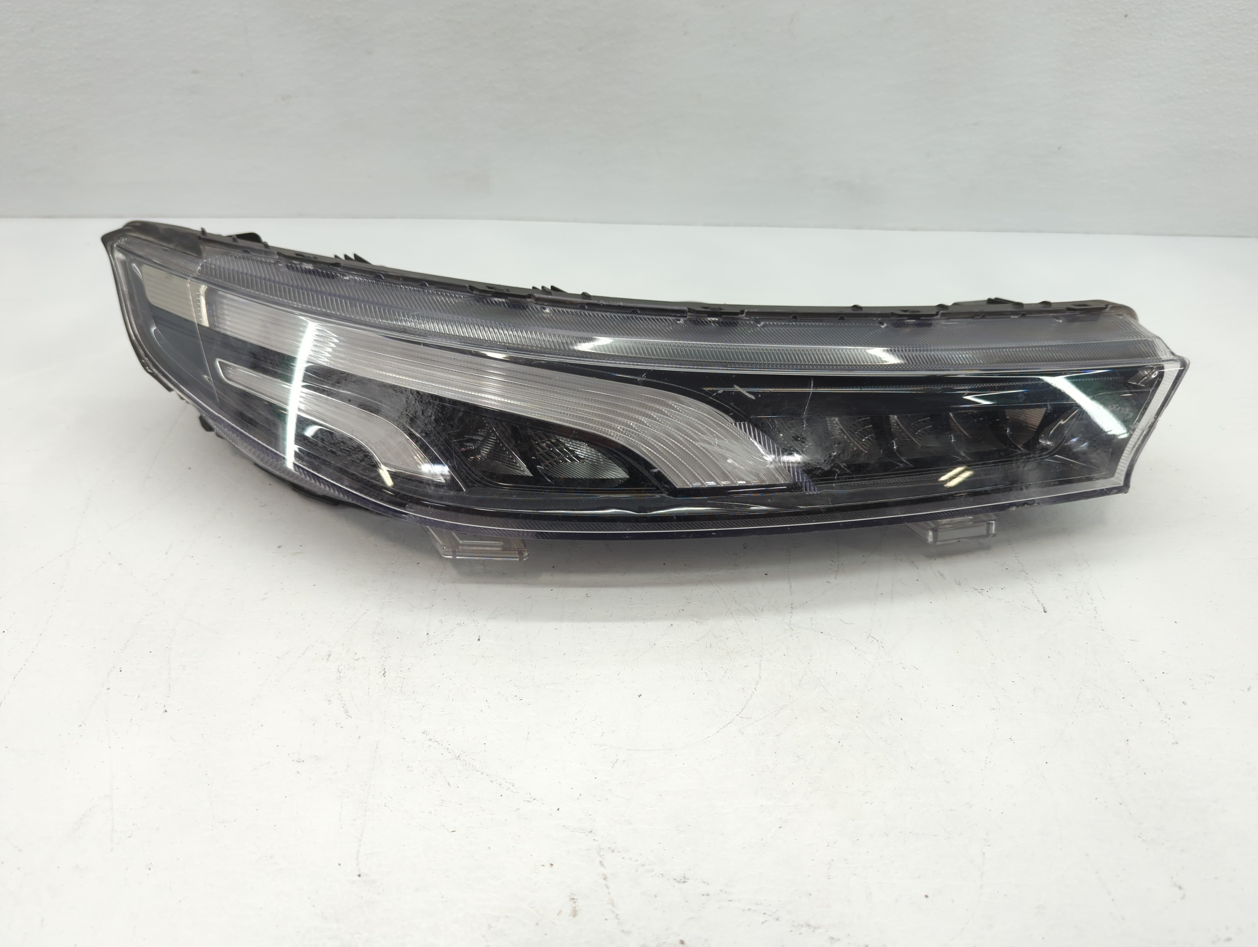 Picture of 2020-2022 Hyundai Palisade Passenger Right Oem Head Light Headlight Lamp 882437