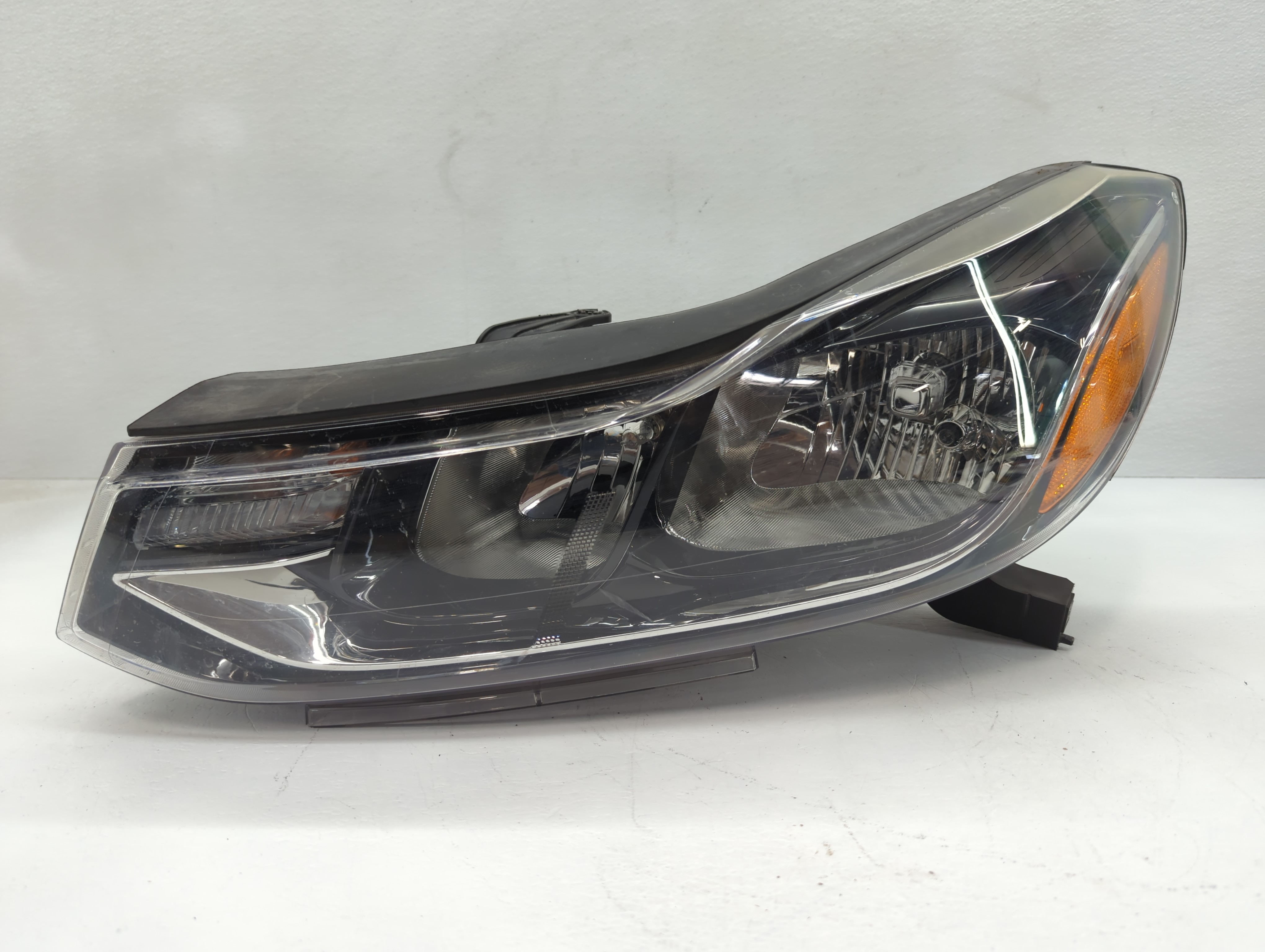 2017-2022 Chevrolet Trax Driver Left Oem Head Light Headlight Lamp 882460 - Oemusedautoparts1.com