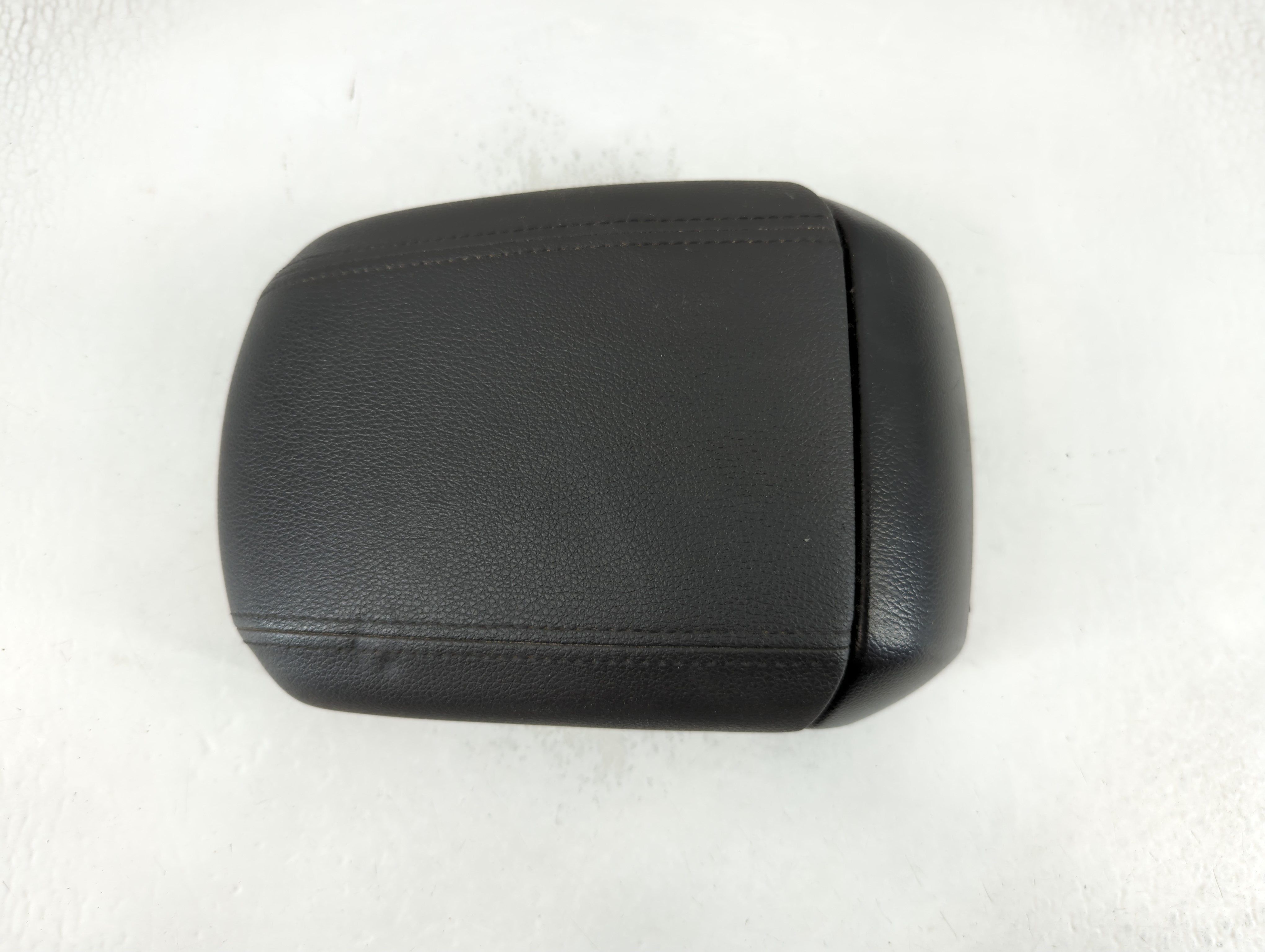 2012 Chevrolet Cruze Center Console Armrest Cover Lid Black 882482 - Oemusedautoparts1.com