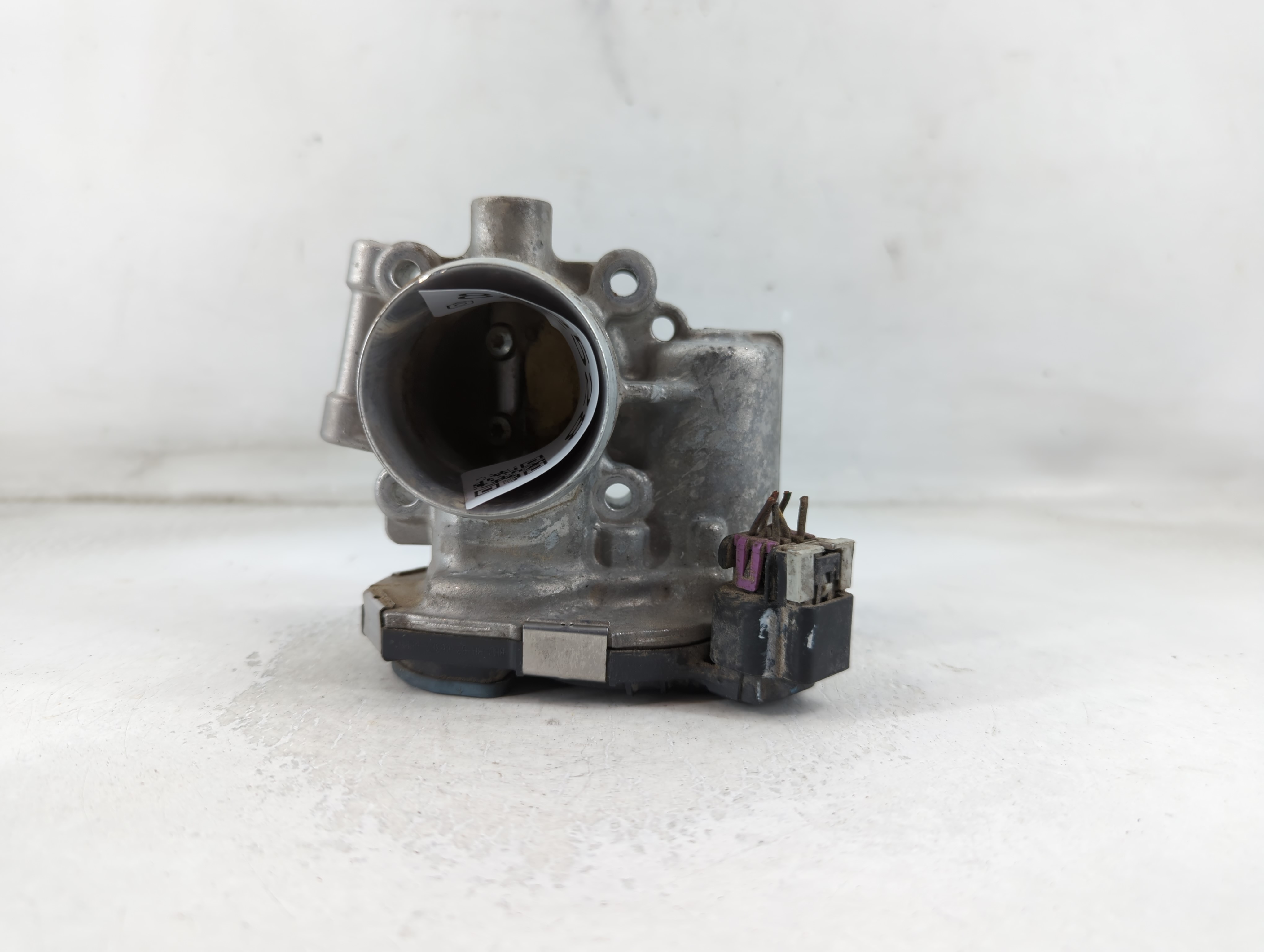 Picture of 2013-2021 Chevrolet Trax Throttle Body 882528