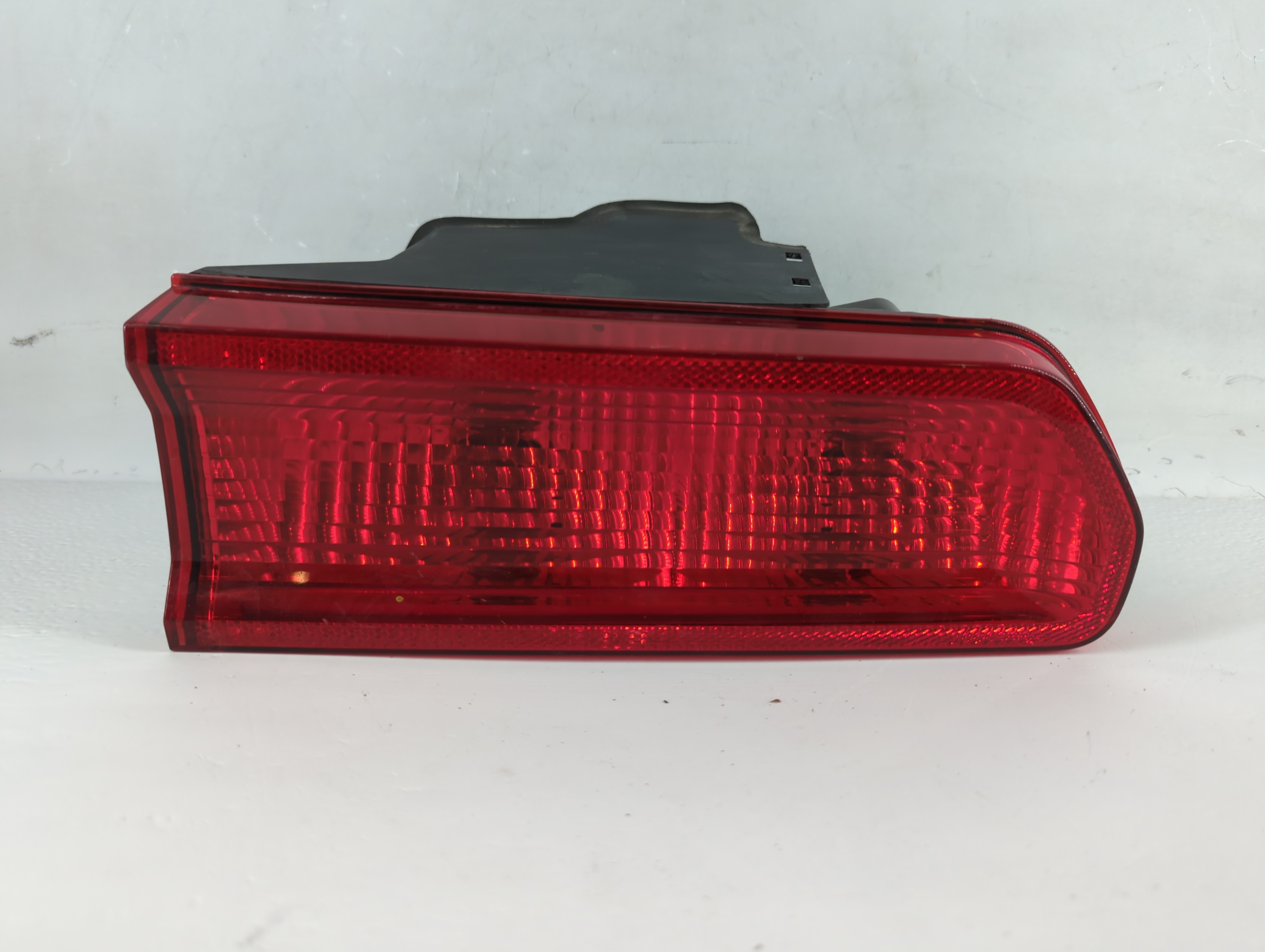 2008-2014 Dodge Challenger Driver Left Side Tail Light Taillight Oem 882574 - Oemusedautoparts1.com