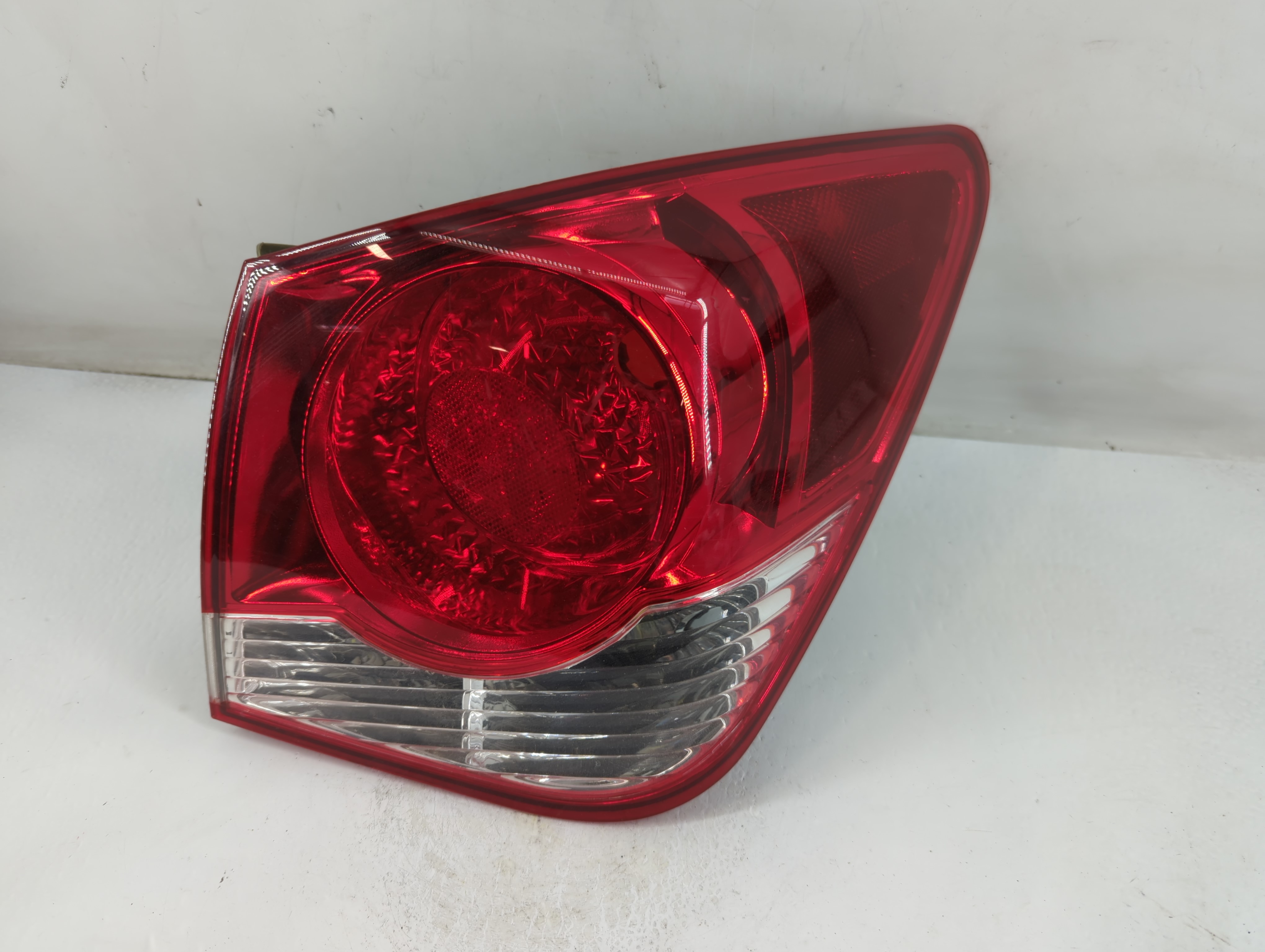 2011-2016 Chevrolet Cruze Driver Left Side Tail Light Taillight Oem 882605 - Oemusedautoparts1.com