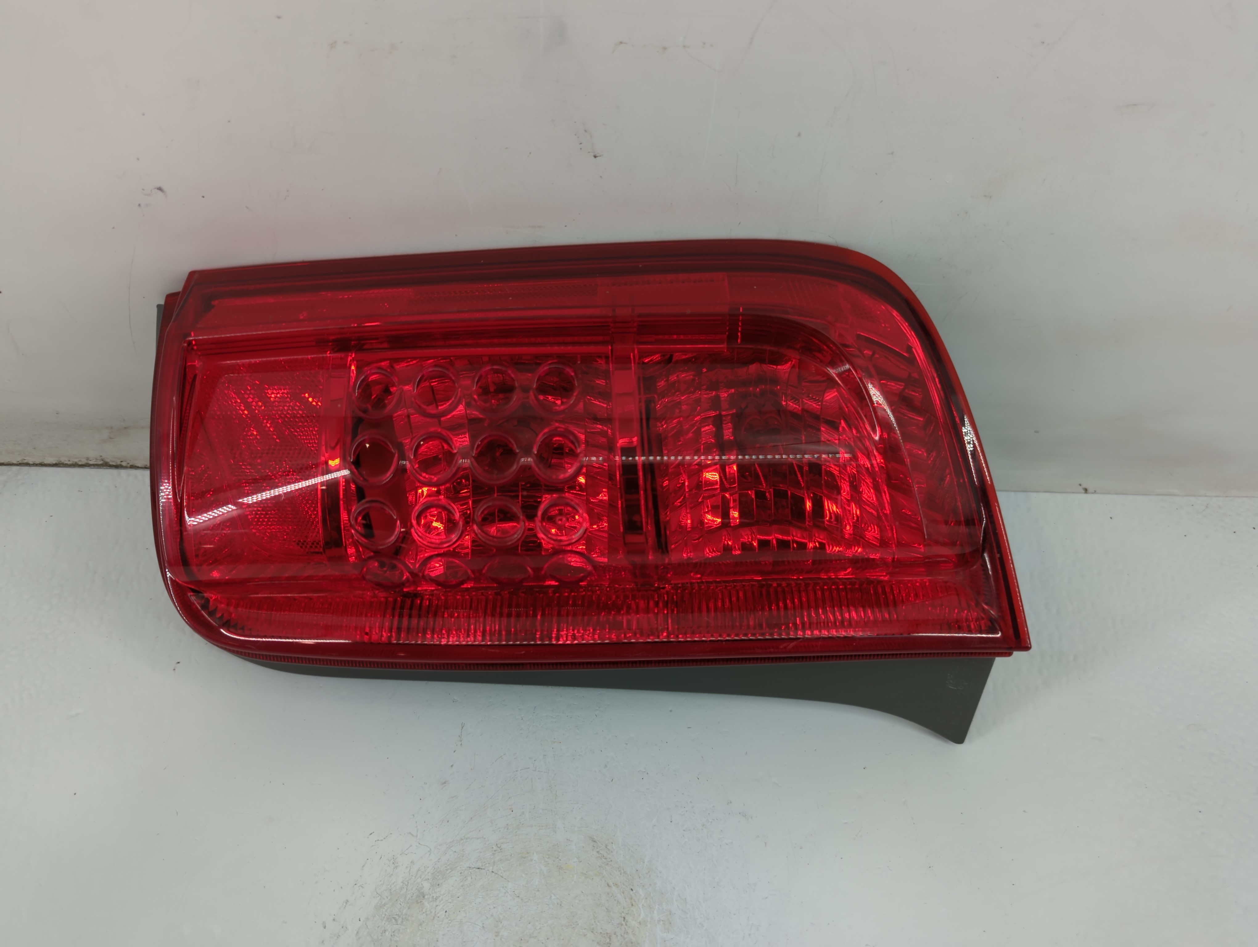 2008-2010 Scion Xb Passenger Right Side Tail Light Taillight Oem 882627 - Oemusedautoparts1.com