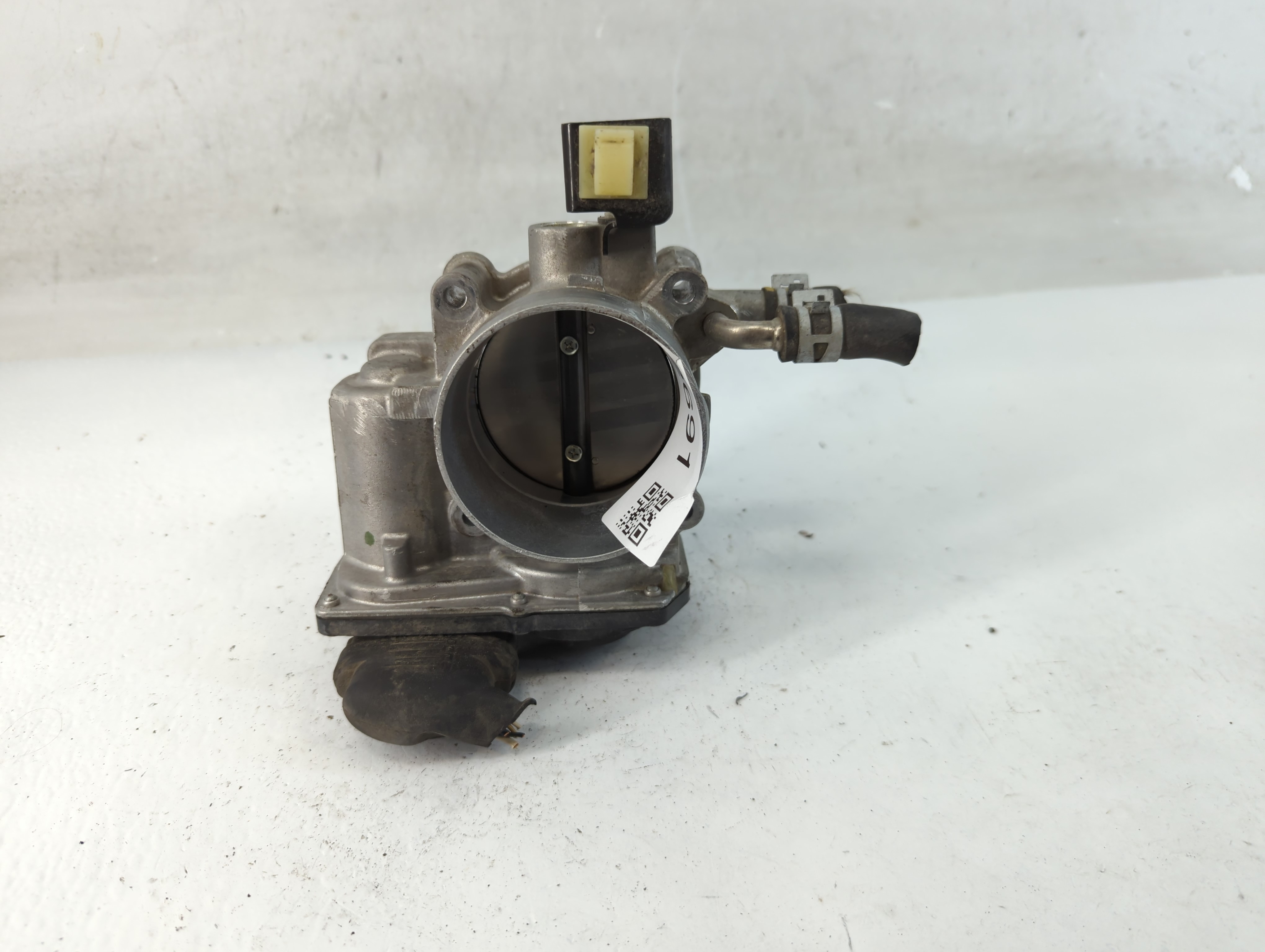 2010-2017 Toyota Camry Throttle Body 882691 - Oemusedautoparts1.com