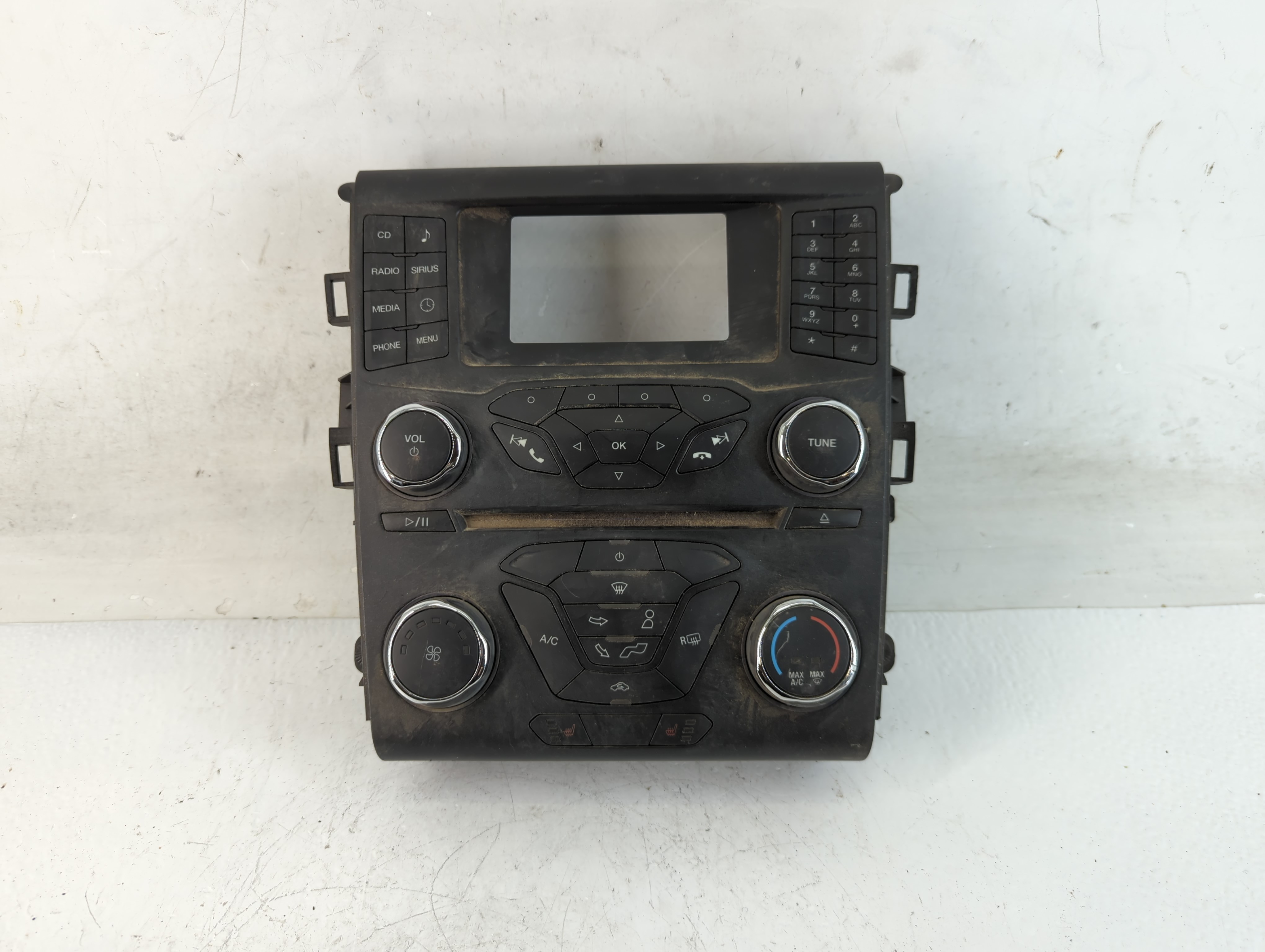 2017-2020 Ford Fusion Am Fm Cd Player Radio Receiver 882841 - Oemusedautoparts1.com
