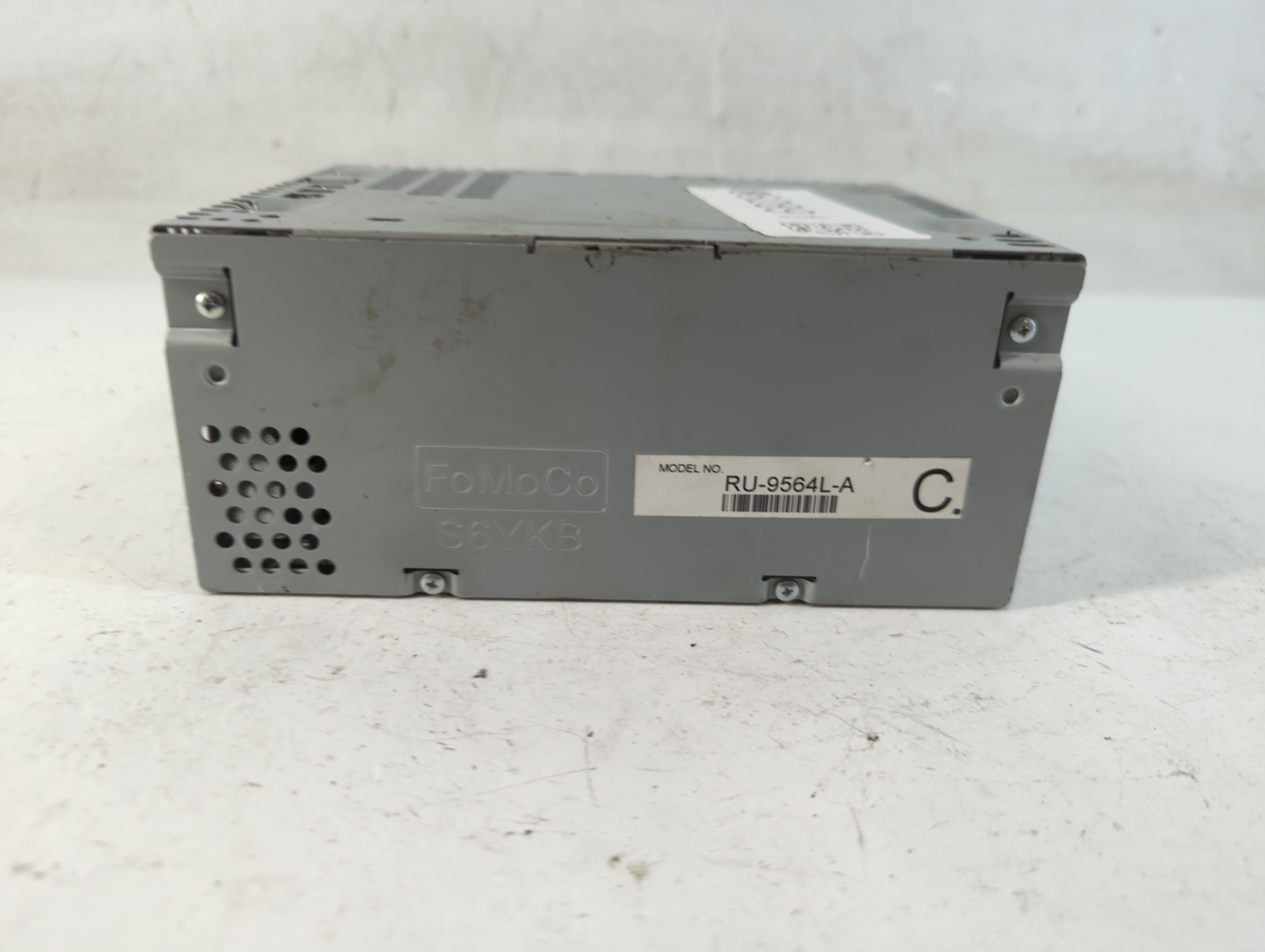 2018 Ford Explorer Am Fm Cd Player Radio Receiver 882891 - Oemusedautoparts1.com