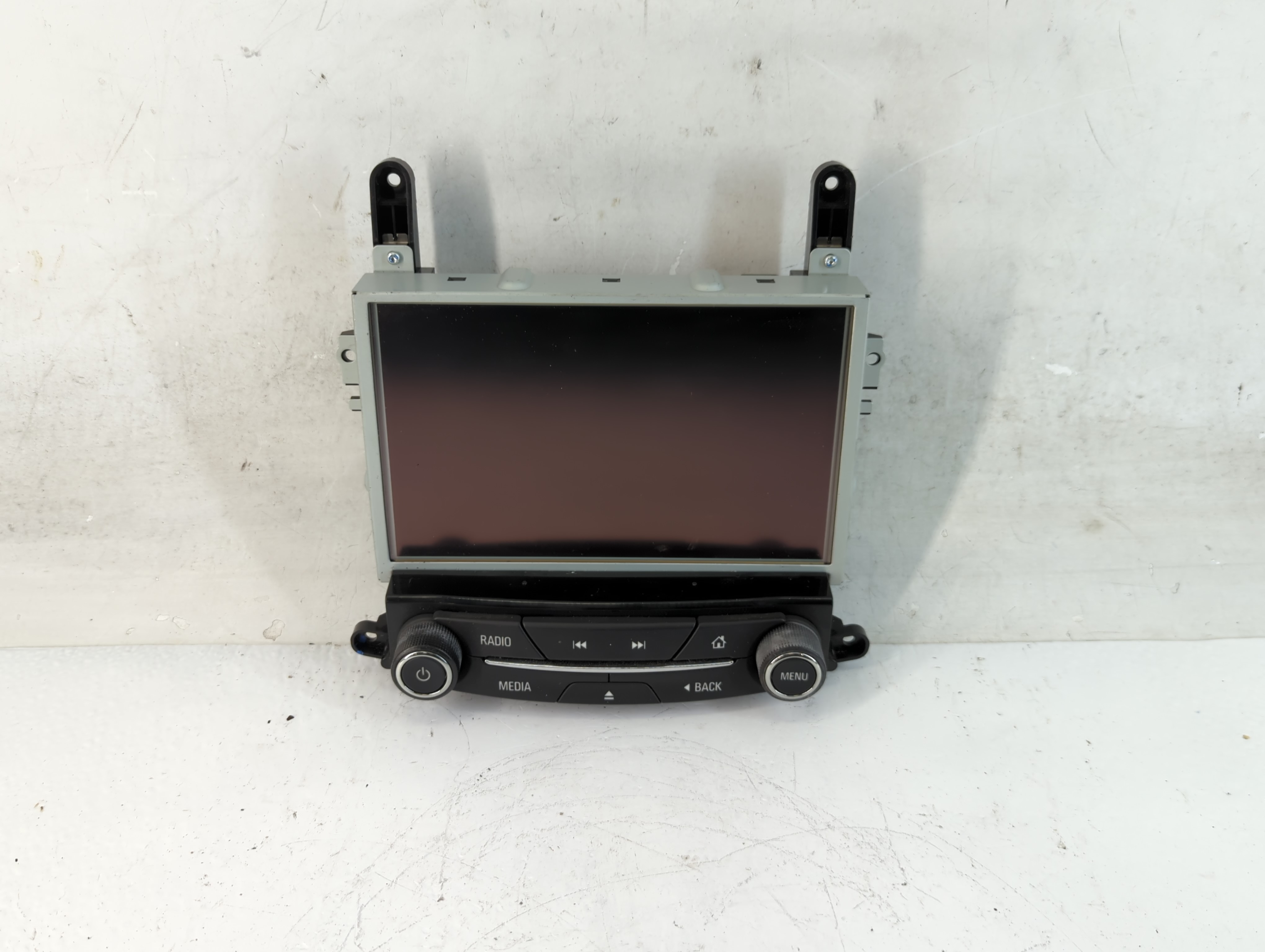 2015-2017 Buick Regal Am Fm Cd Player Radio Receiver 882929 - Oemusedautoparts1.com