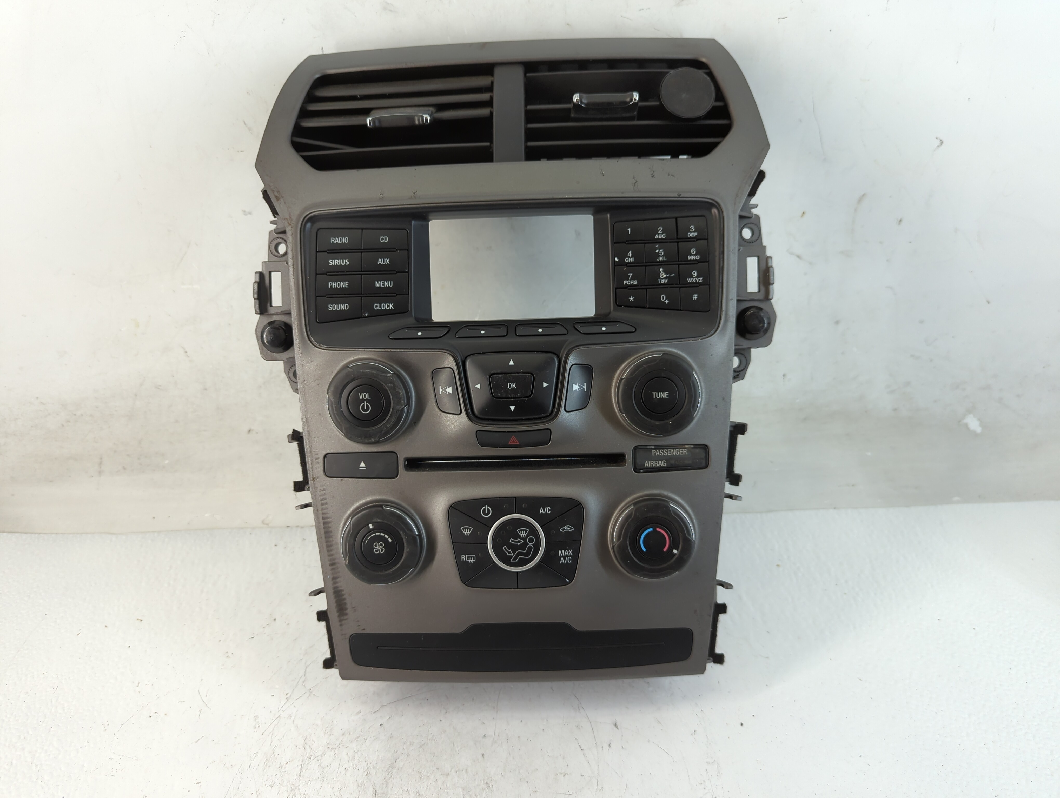 Picture of 2013-2015 Ford Explorer Am Fm Cd Player Radio Receiver 882944