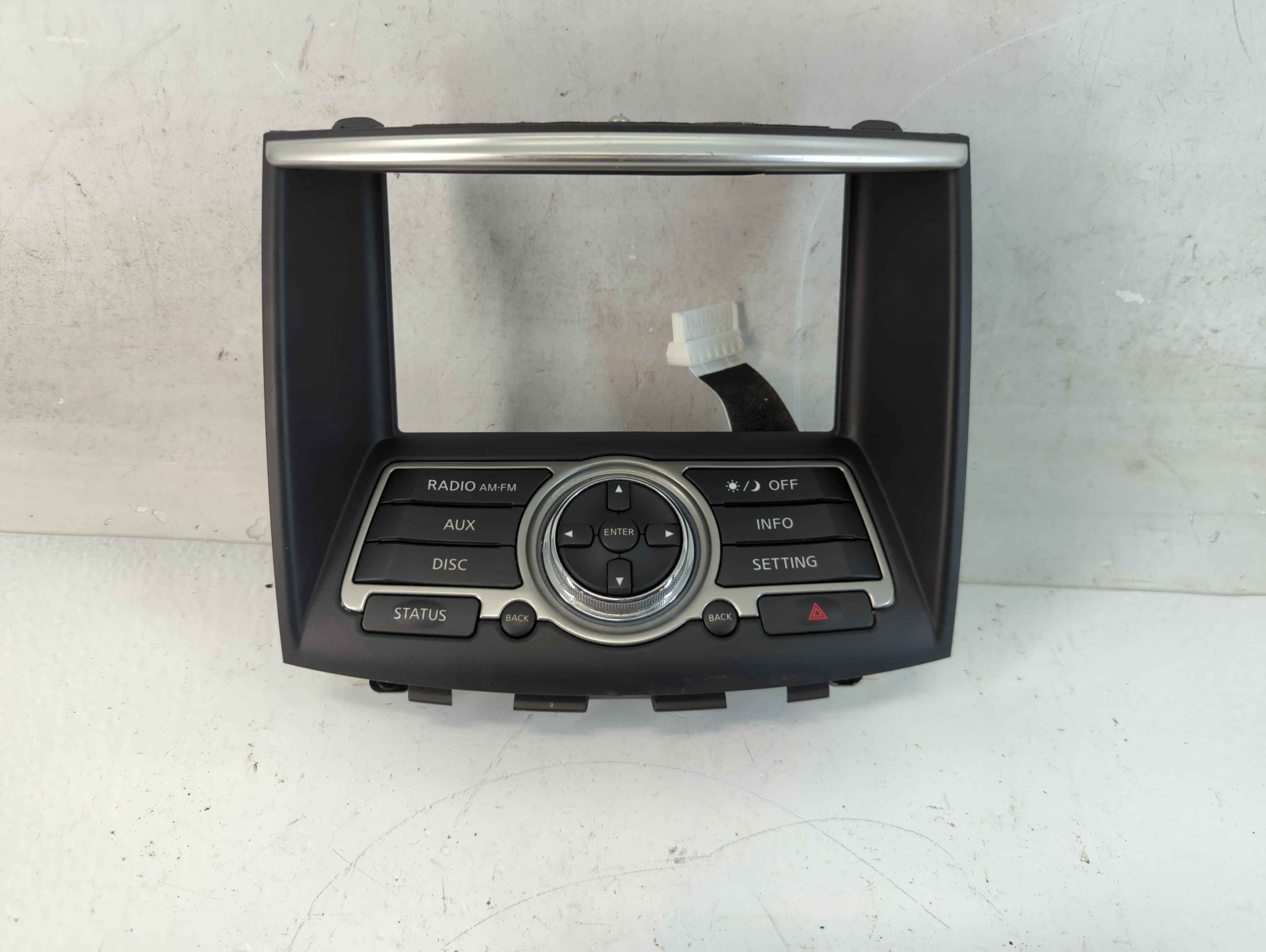 2014-2017 Infiniti Qx50 Am Fm Cd Player Radio Receiver 882956 - Oemusedautoparts1.com