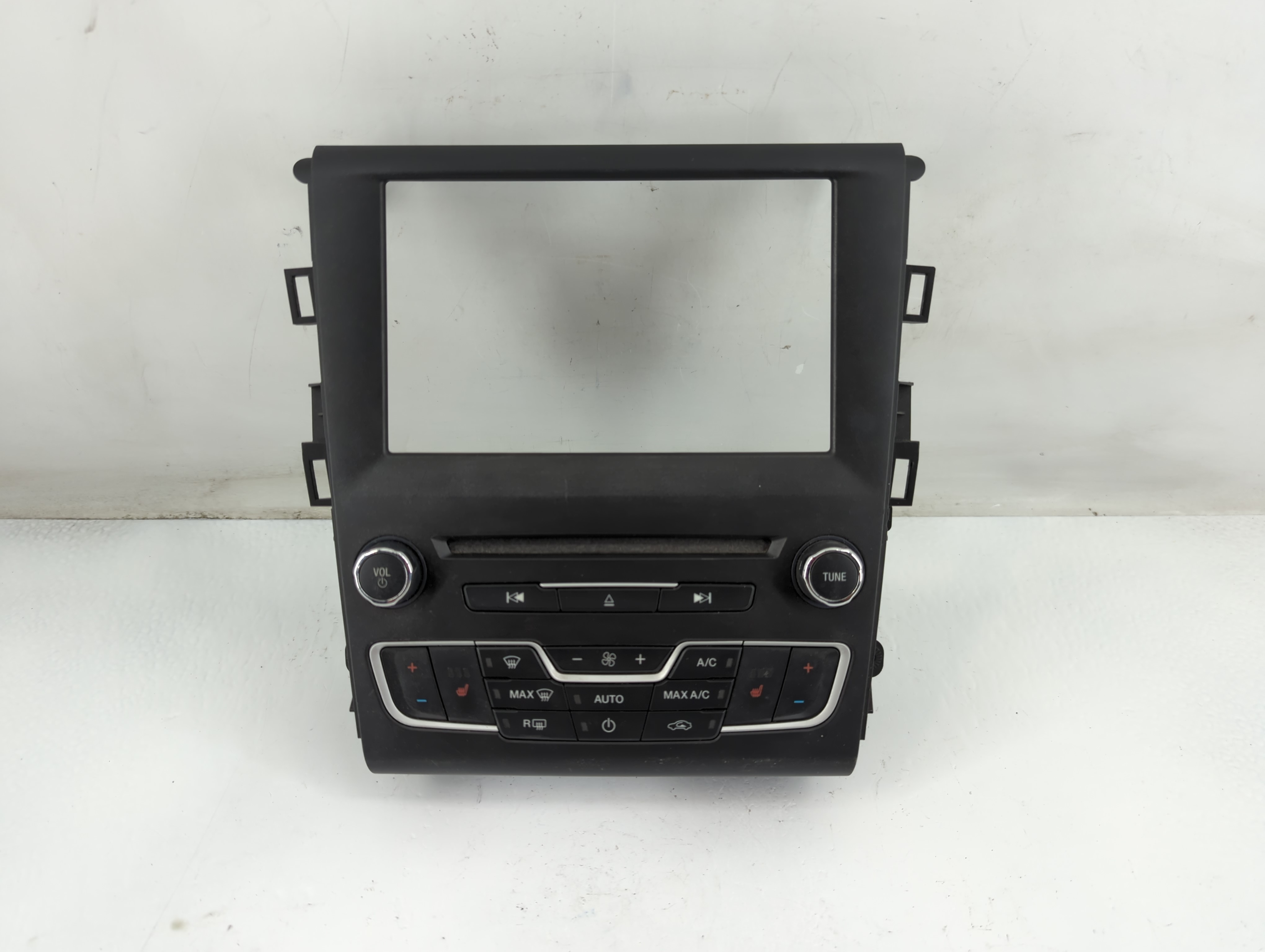 2016-2020 Ford Fusion Radio Control Panel 882973 - Oemusedautoparts1.com