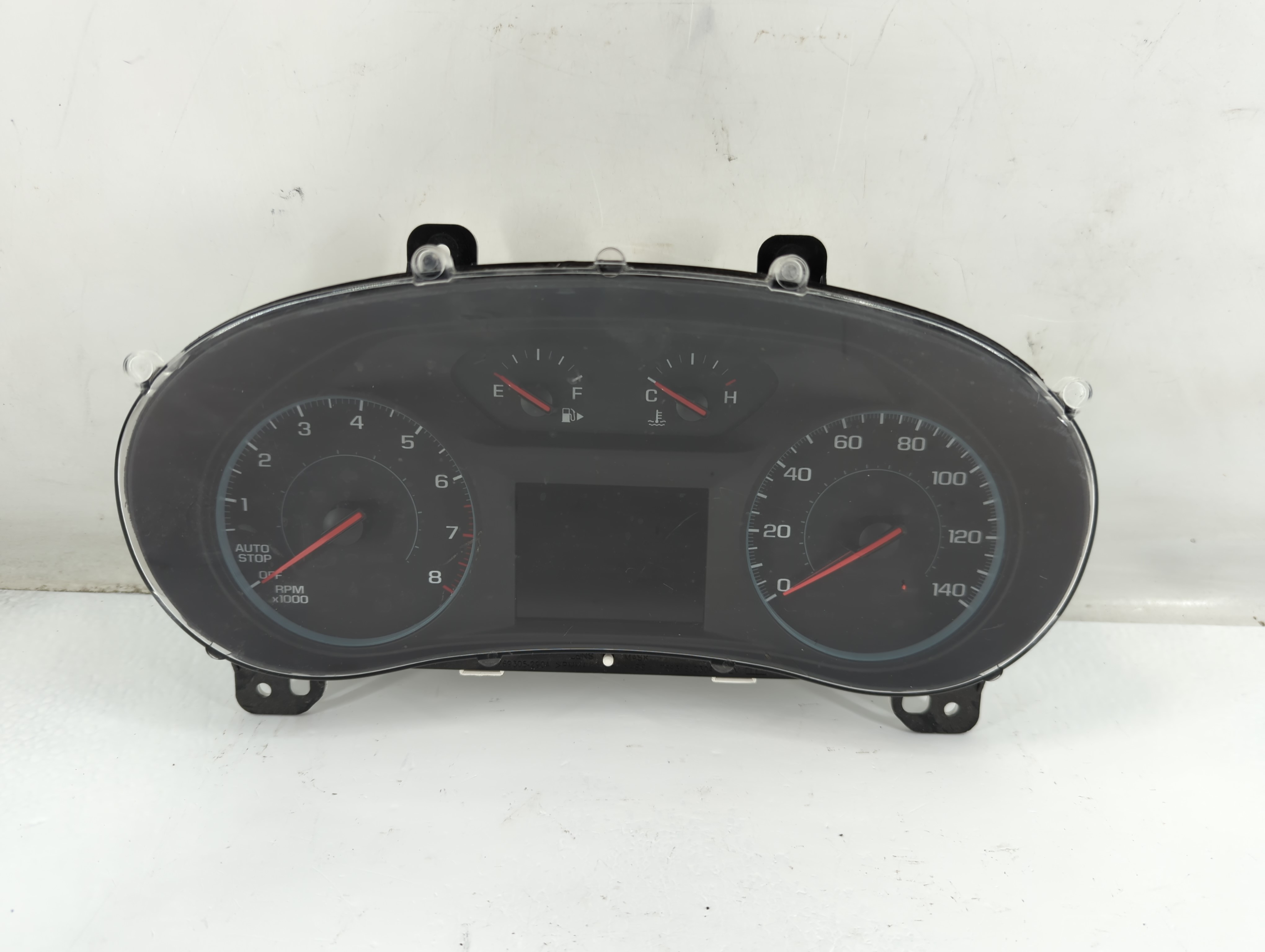 2019-2019 Chevrolet Malibu Speedometer Instrument Cluster Gauges 84524327 883000 - Oemusedautoparts1.com