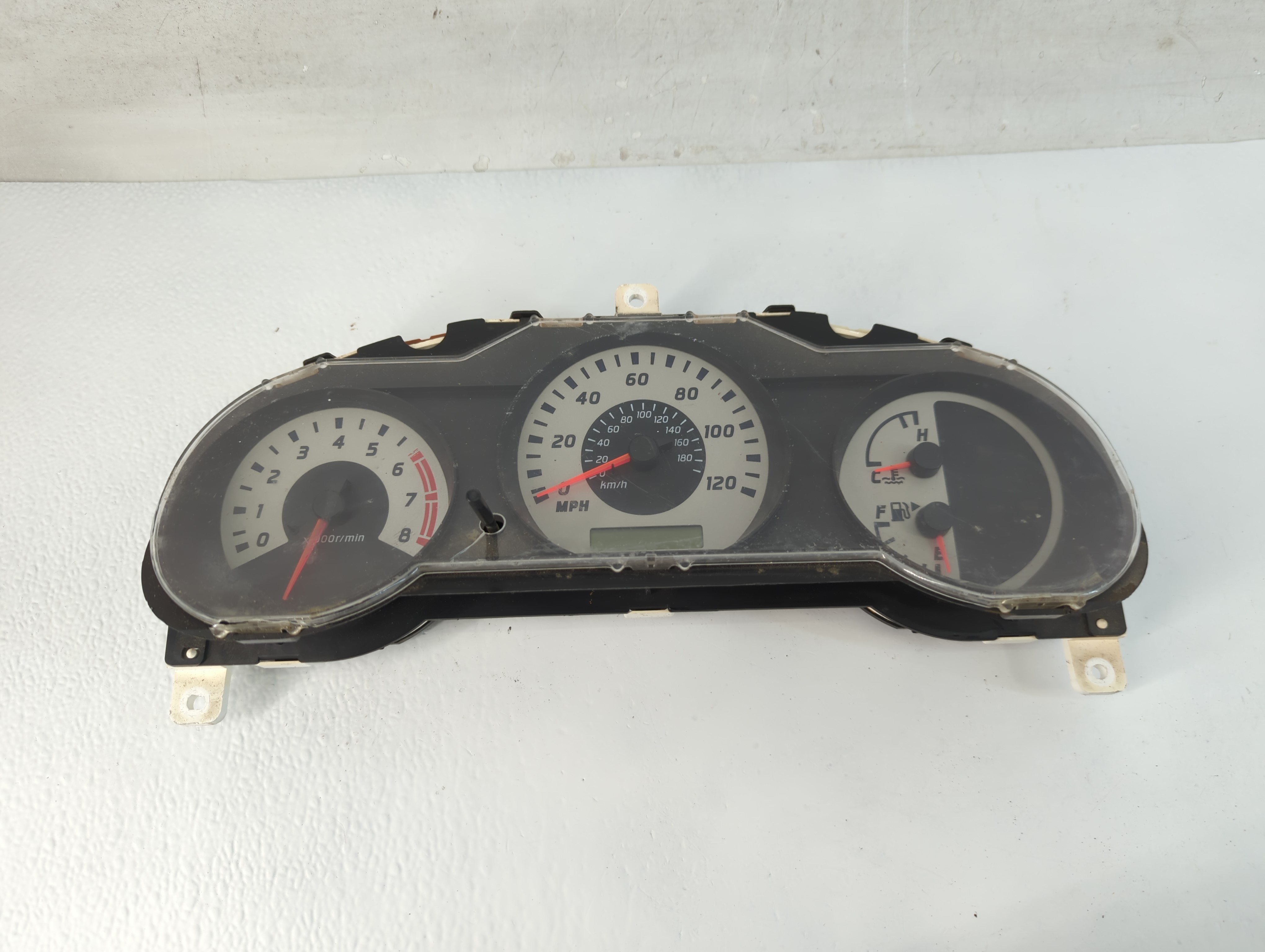 2002-2002 Nissan Xterra Speedometer Instrument Cluster Gauges 24810 7z809 883050 - Oemusedautoparts1.com
