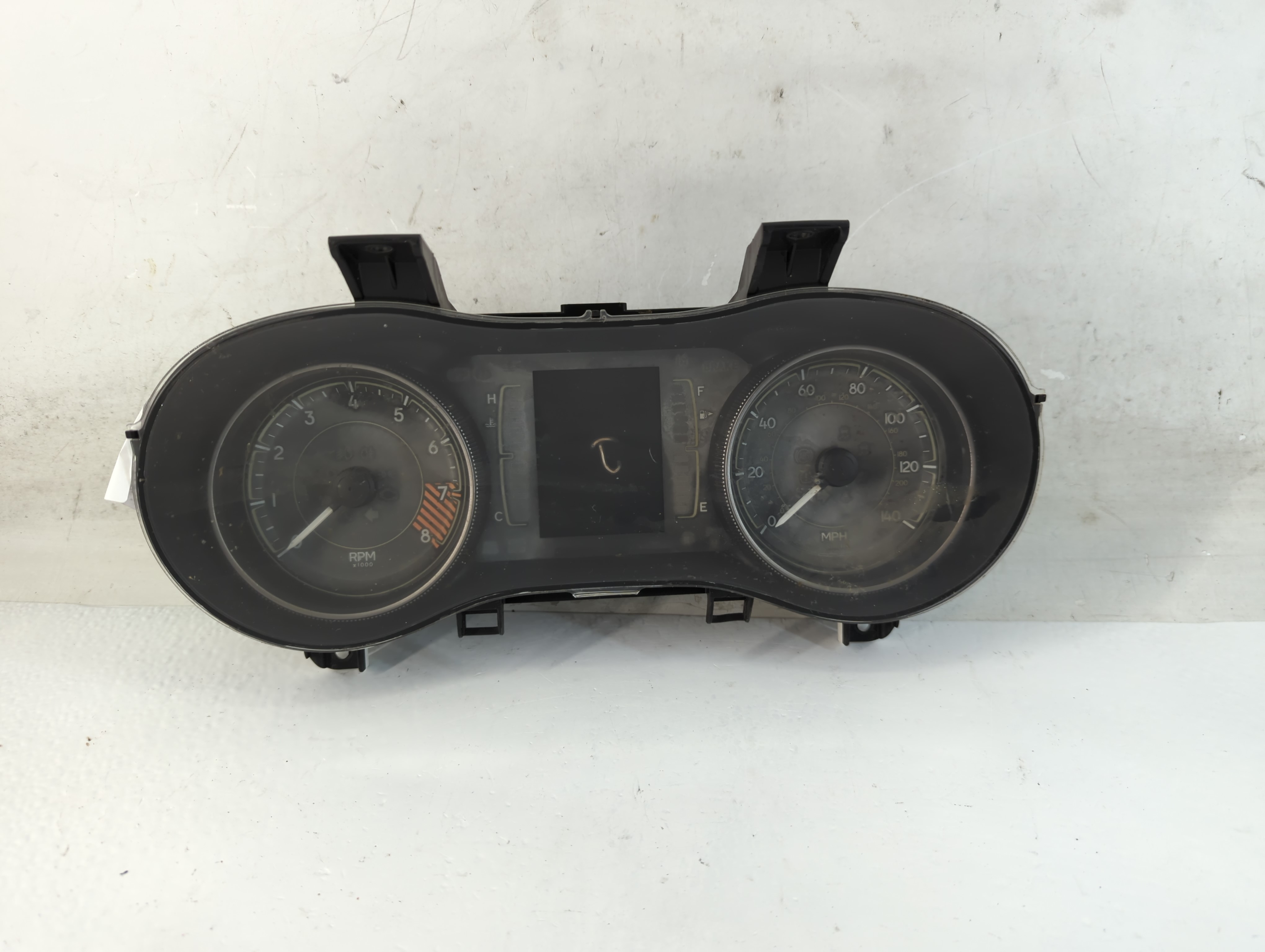 2014-2014 Jeep Cherokee Speedometer Instrument Cluster Gauges P68105889ad 883062 - Oemusedautoparts1.com