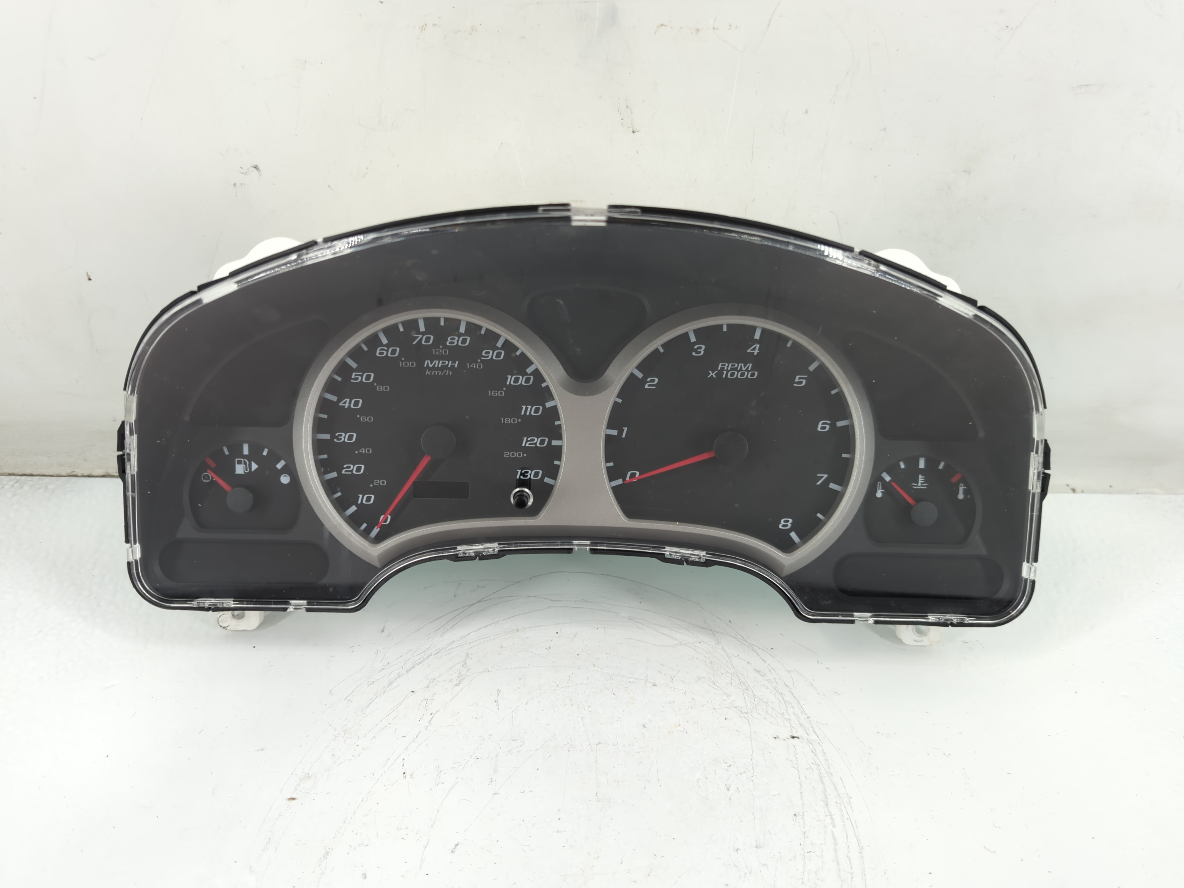 Picture of 2005-2006 Chevrolet Equinox Speedometer Instrument Cluster Gauges 883106