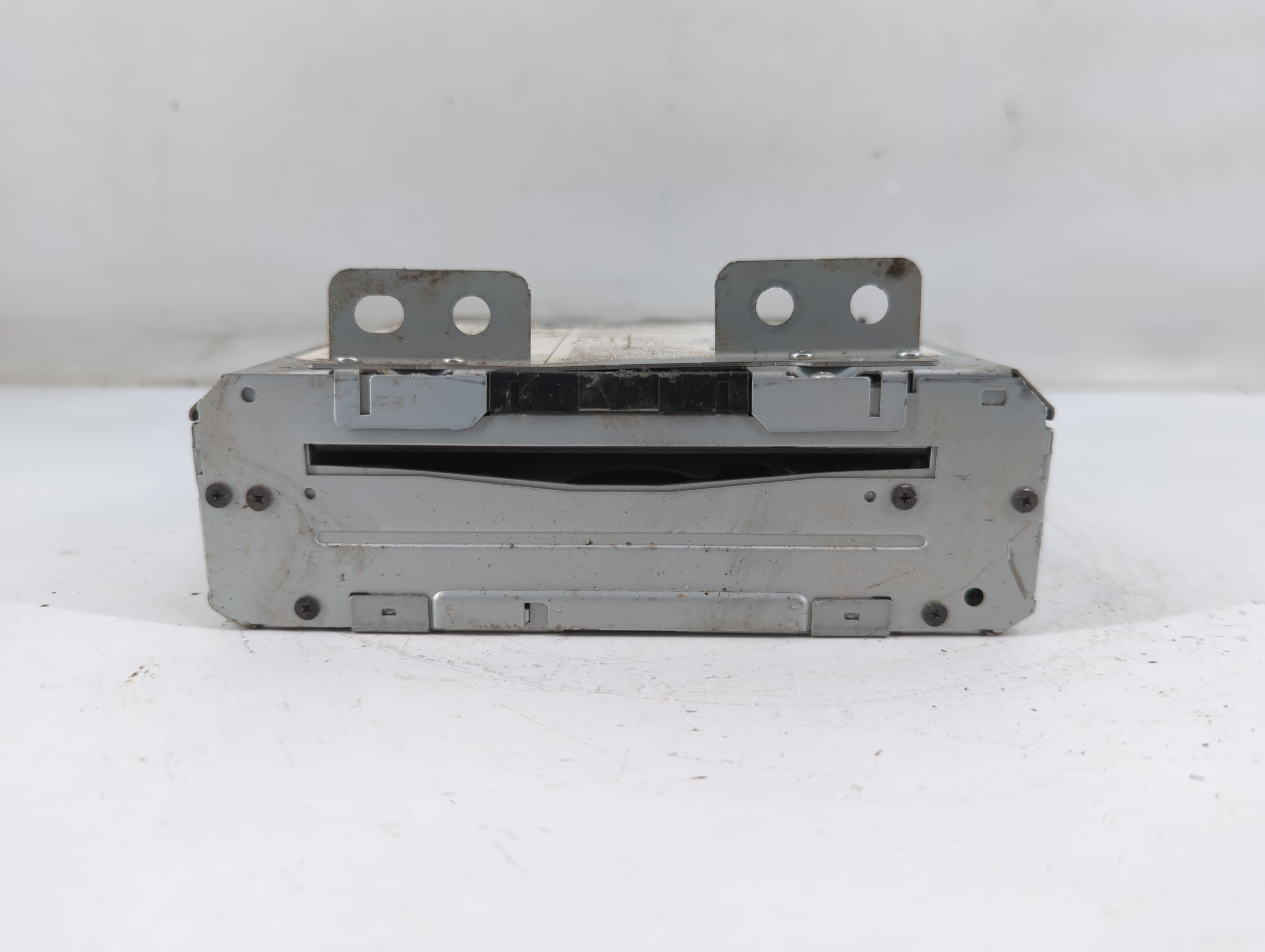 Gmc Yukon Xl Am Fm Cd Player Radio Receiver 883193 - Oemusedautoparts1.com