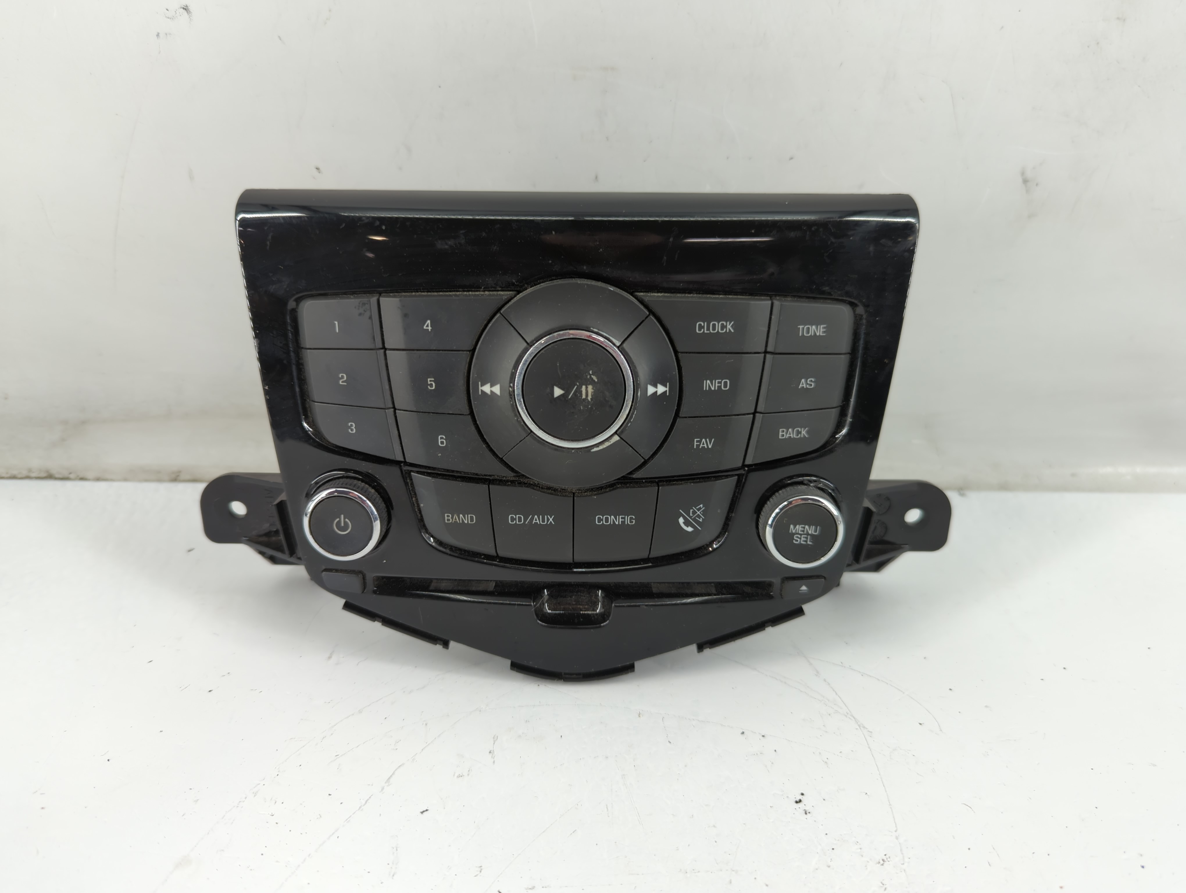 2011-2016 Chevrolet Cruze Am Fm Cd Player Radio Receiver 883220 - Oemusedautoparts1.com