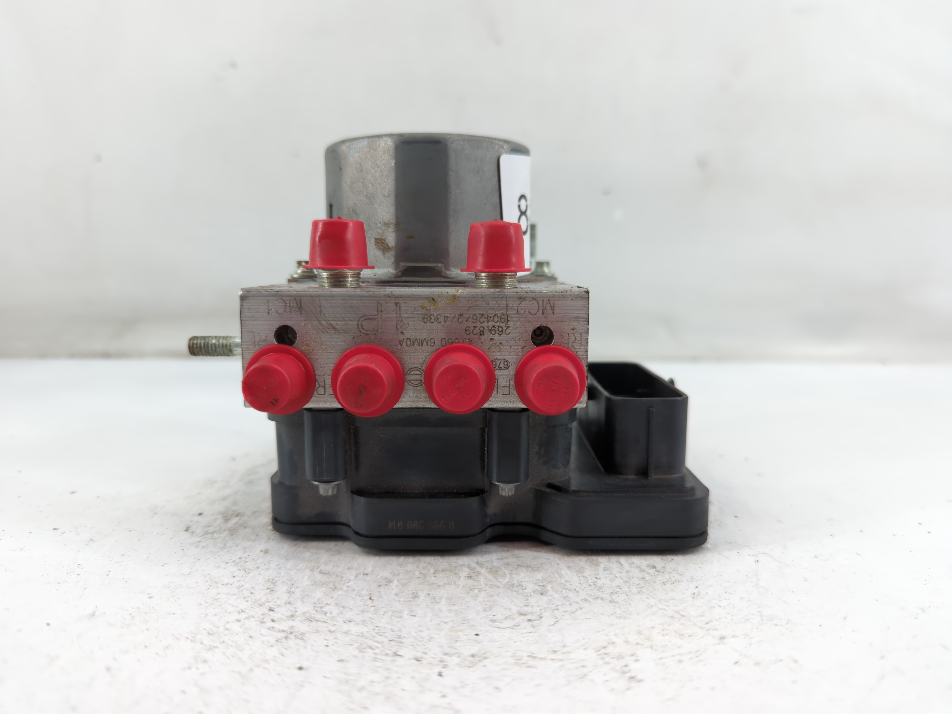 Picture of 2019-2021 Nissan Rogue Sport Abs Pump Control Module 883298