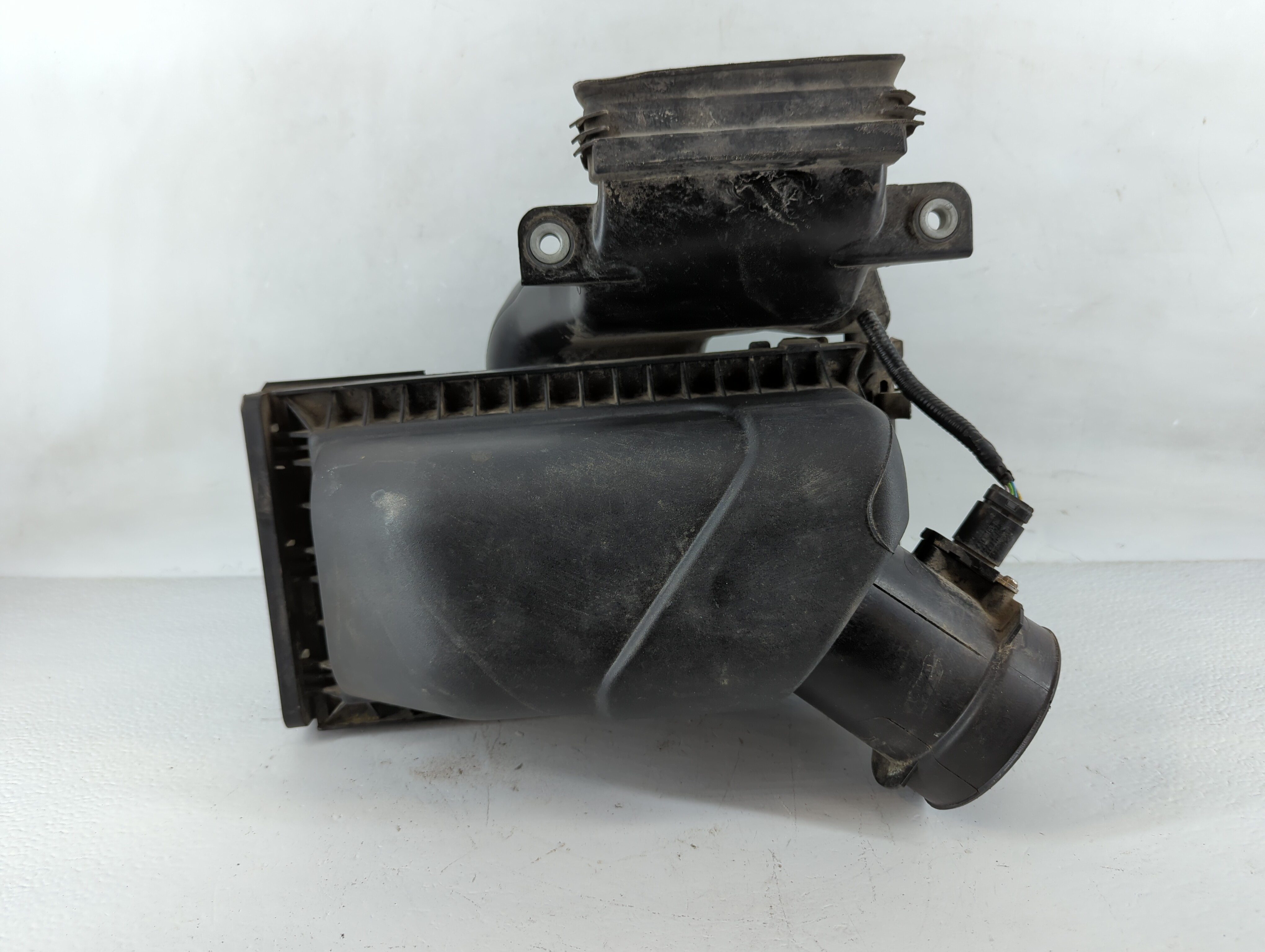 2013-2016 Lincoln Mks Air Cleaner Intake-duct Hose Tube 883370 - Oemusedautoparts1.com