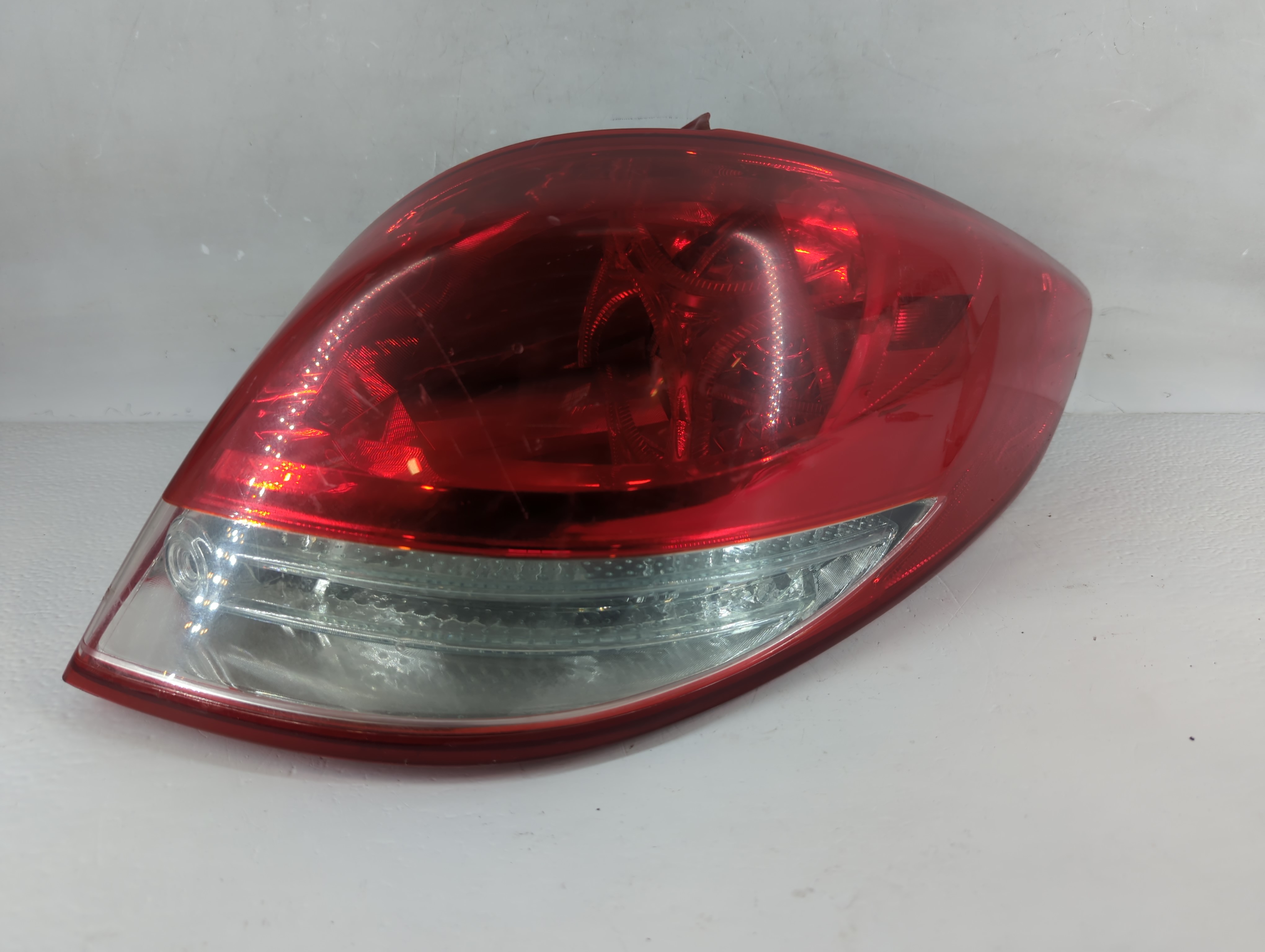 2012-2017 Hyundai Veloster Passenger Right Side Tail Light Taillight Oem 883463 - Oemusedautoparts1.com