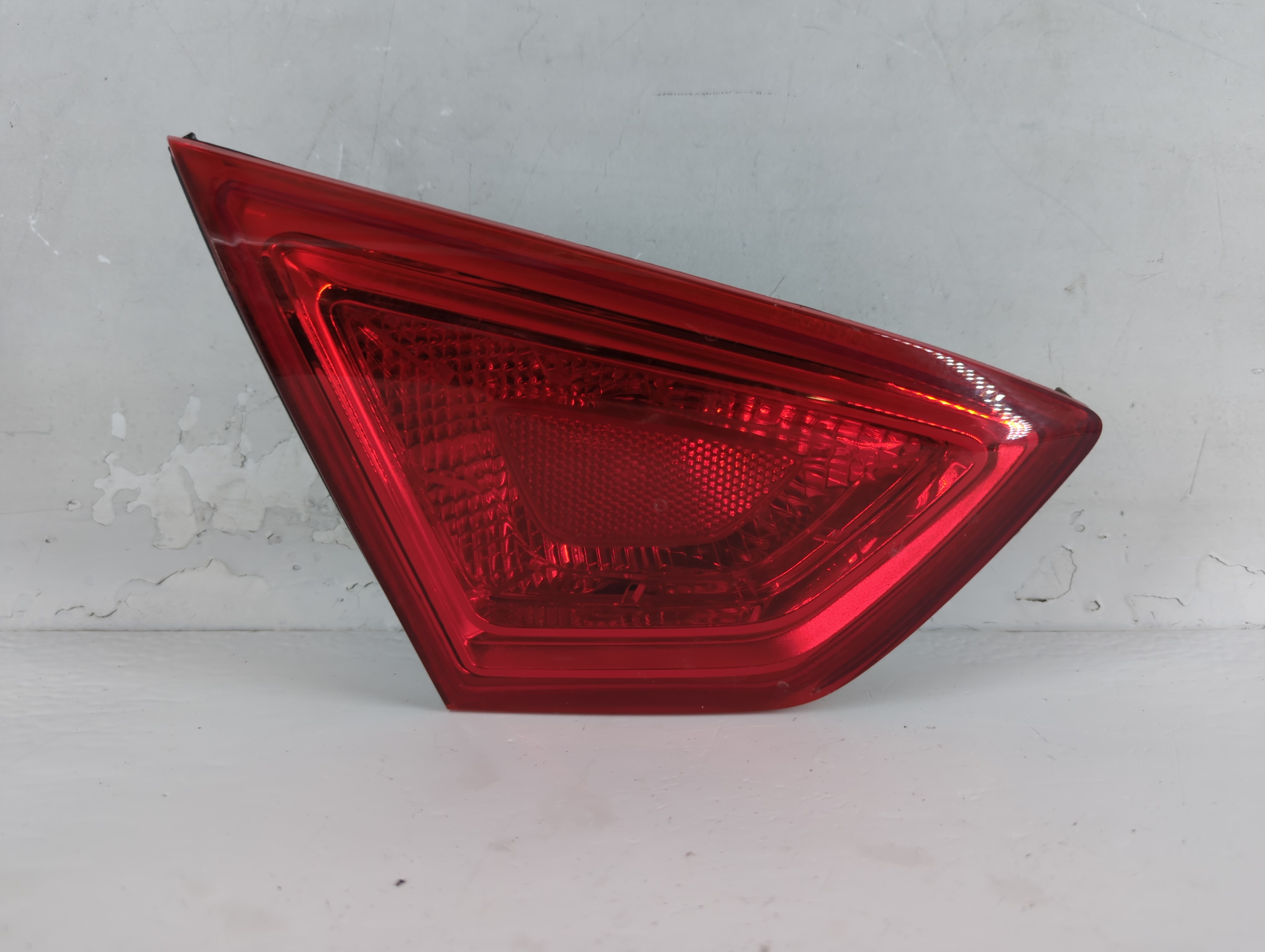 2014-2020 Chevrolet Impala Driver Left Side Tail Light Taillight Oem 883486 - Oemusedautoparts1.com