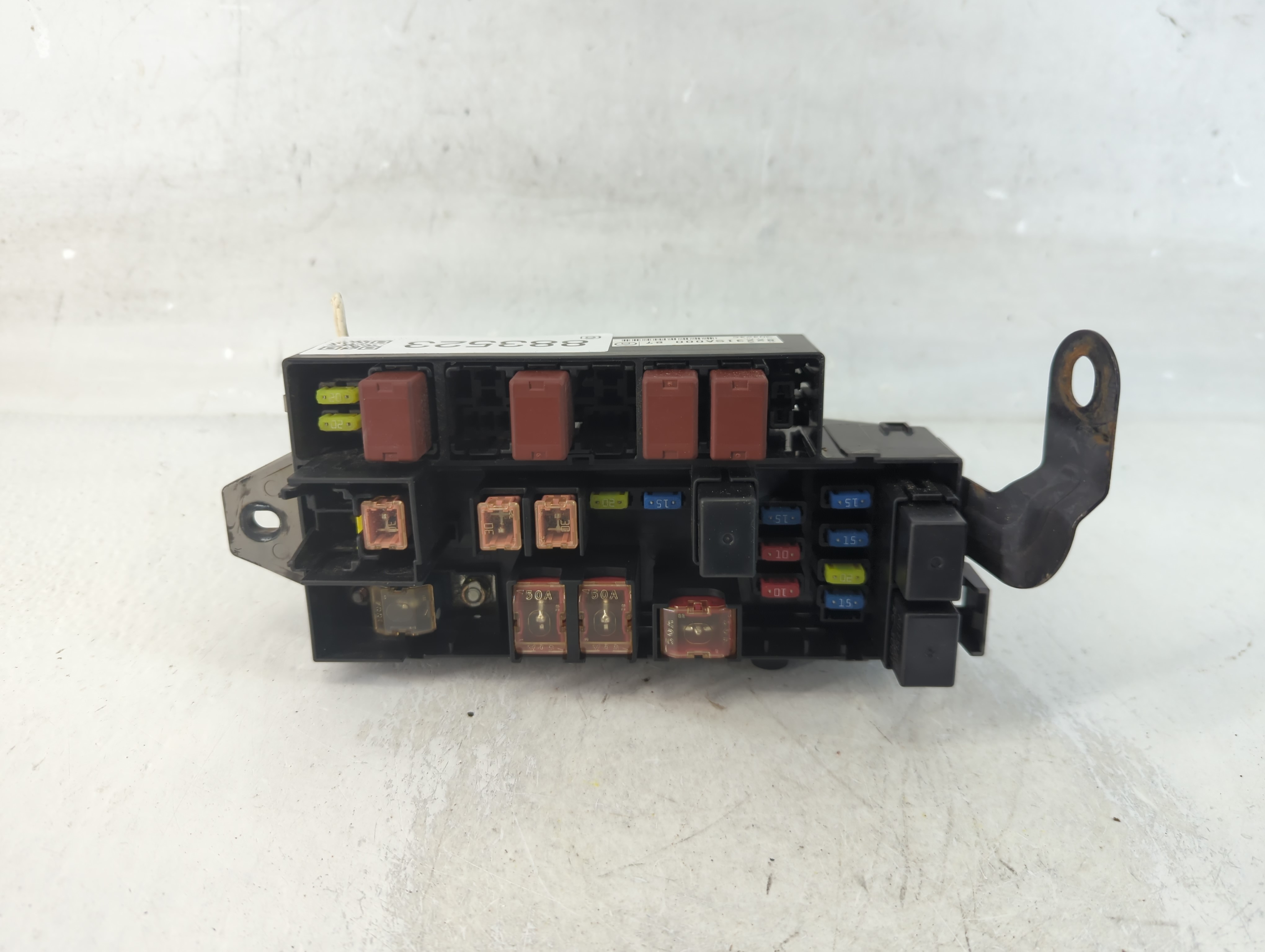 Picture of 2004 Subaru Forester Fusebox Fuse Box Relay Module 883523
